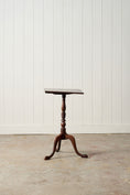 Load image into Gallery viewer, Early 19th Century Walnut Tilt Top Wine Table
