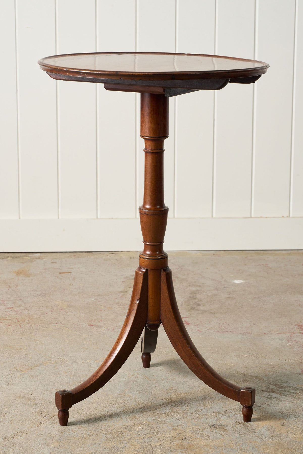 Antique English Mahogany Pedestal Lamp Table