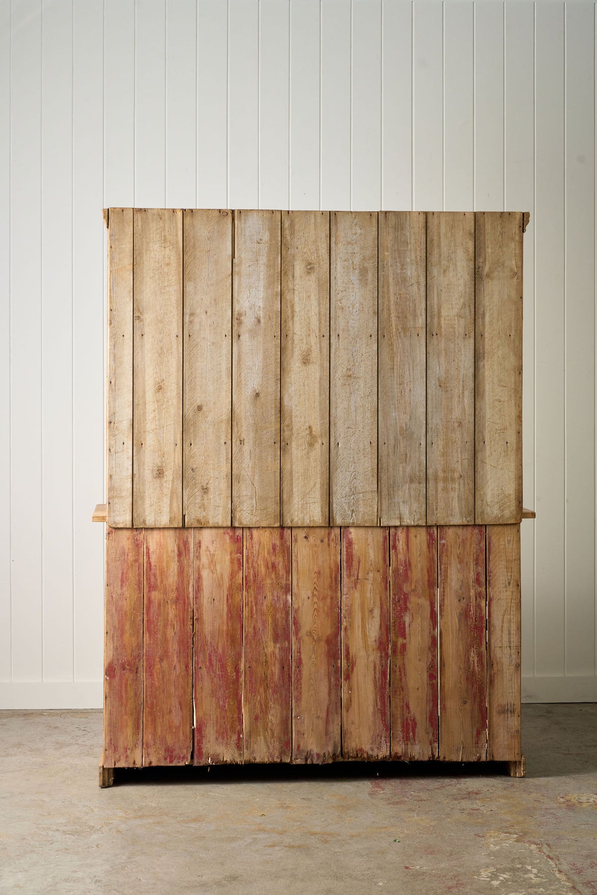 19th Century English Victorian Pine Dresser Base With Topper