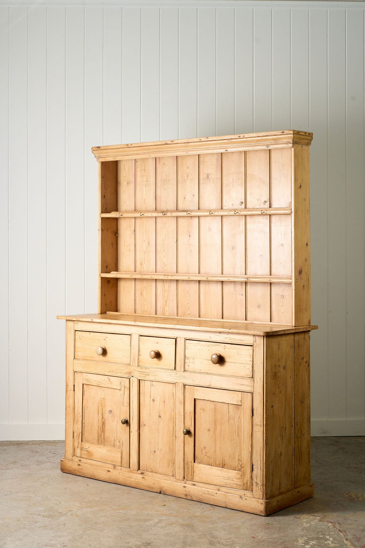 19th Century English Victorian Pine Dresser Base With Topper