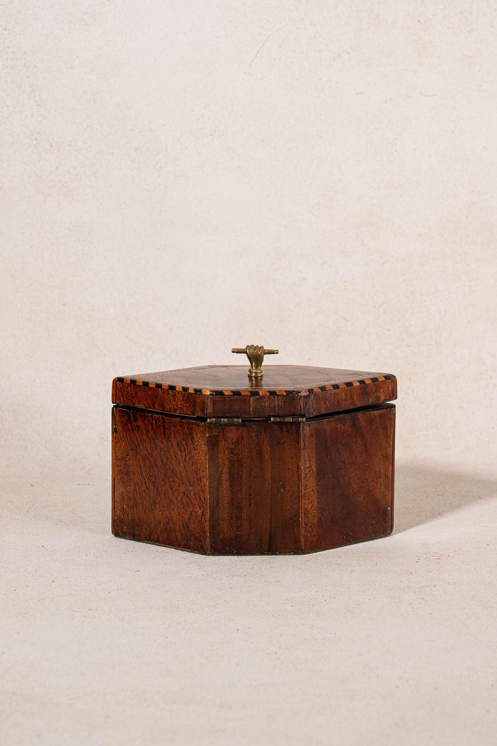 Inlay Hexagon Tea Caddy with Brass Hand Handle (c. 1820)