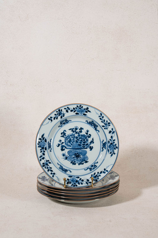 SET of 6 | 9” 18th Century Chinese Export Plates (c. 1750)