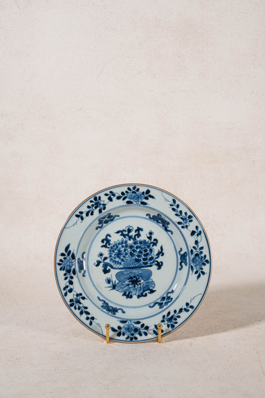 SET of 6 | 9” 18th Century Chinese Export Plates (c. 1750)