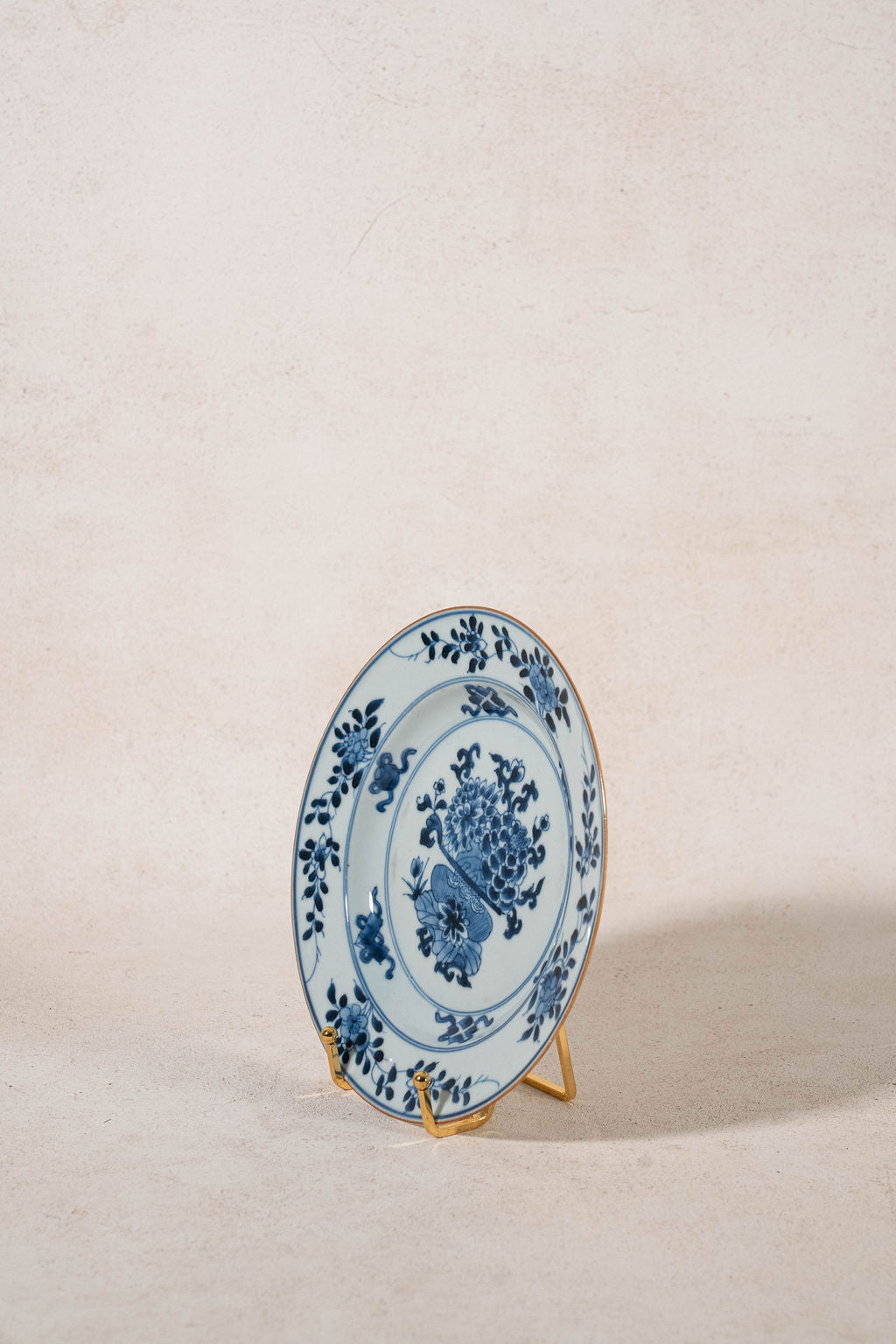 SET of 6 | 9” 18th Century Chinese Export Plates (c. 1750)