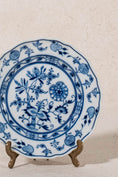 Load image into Gallery viewer, Meissen Blue Onion 5.75” Butter Plate
