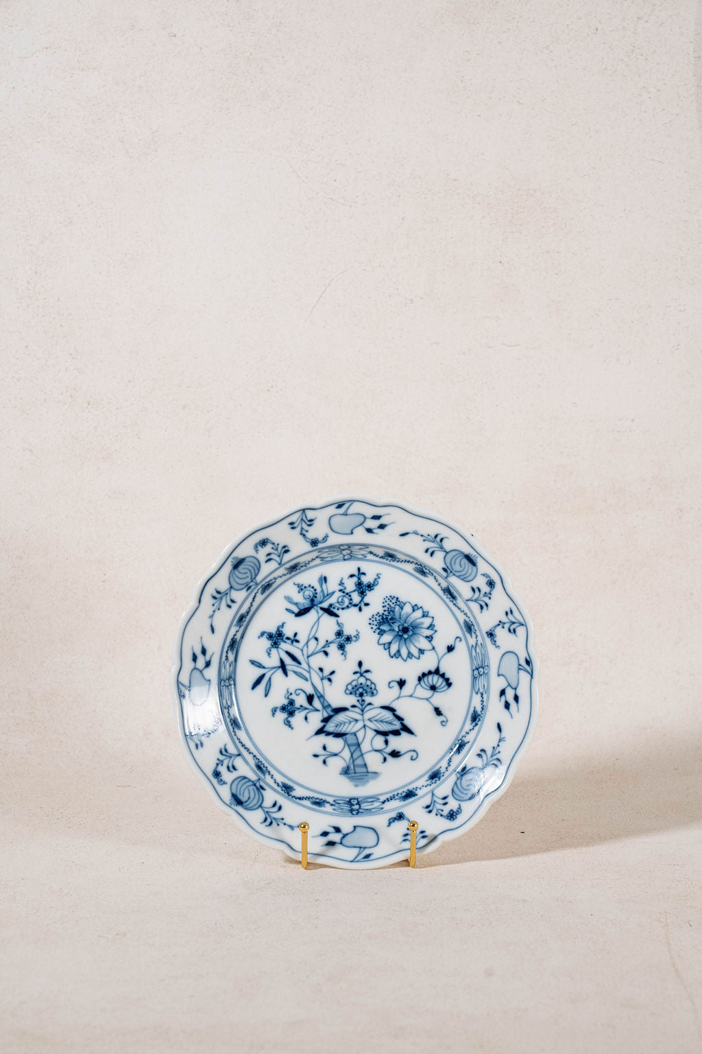 Vintage Meissen Blue Onion 9.75” Dinner Plate