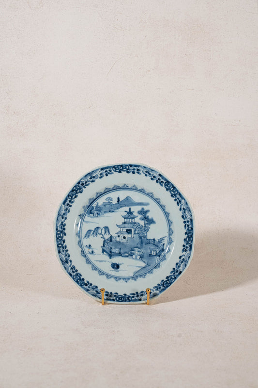 18th Century Chinese Export Plate (c. 1780)
