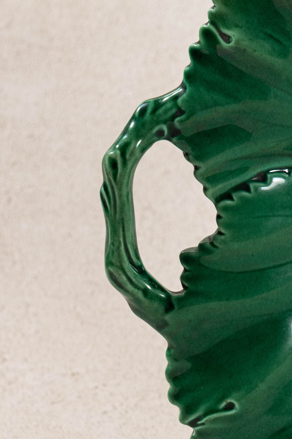 Copeland (c. 1860-1875) Green Majolica Overlapping Large Leaf Server