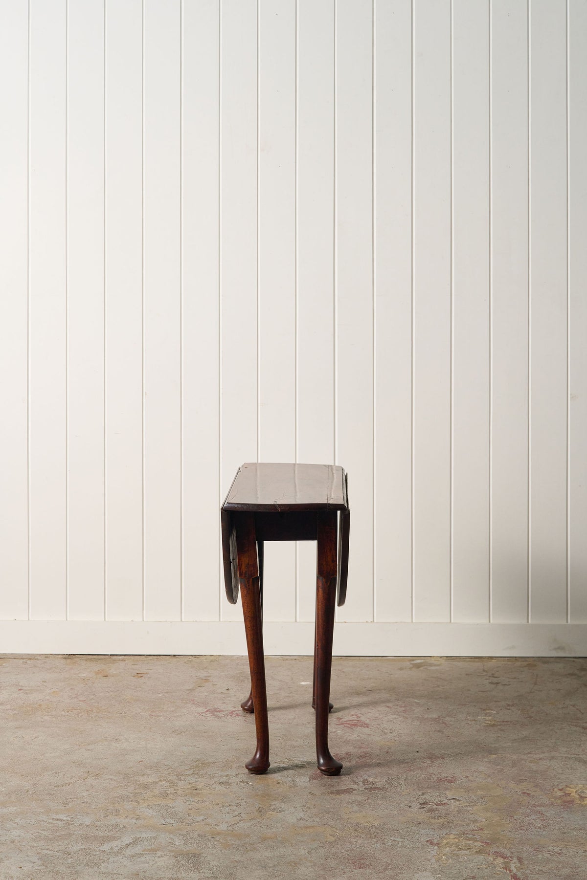 19th Century English Mahogany Drop Leaf Table with Padded Feet