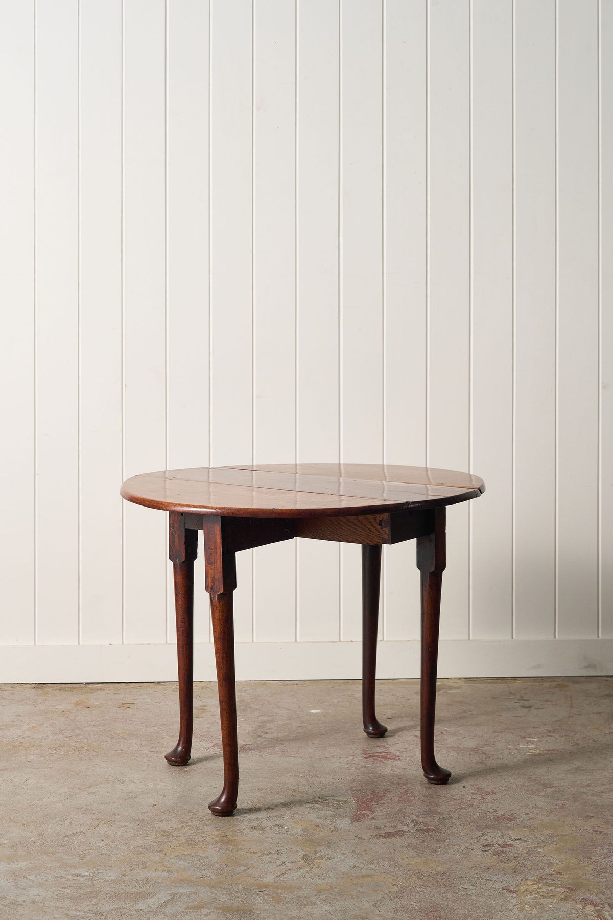 19th Century English Mahogany Drop Leaf Table with Padded Feet