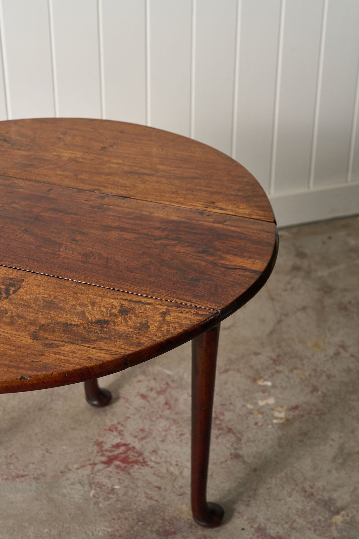 19th Century English Mahogany Drop Leaf Table with Padded Feet