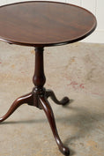 Load image into Gallery viewer, 19th Century English Birdcage Lamp Table with Inlaid Edge

