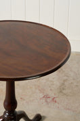 Load image into Gallery viewer, 19th Century English Birdcage Lamp Table with Inlaid Edge
