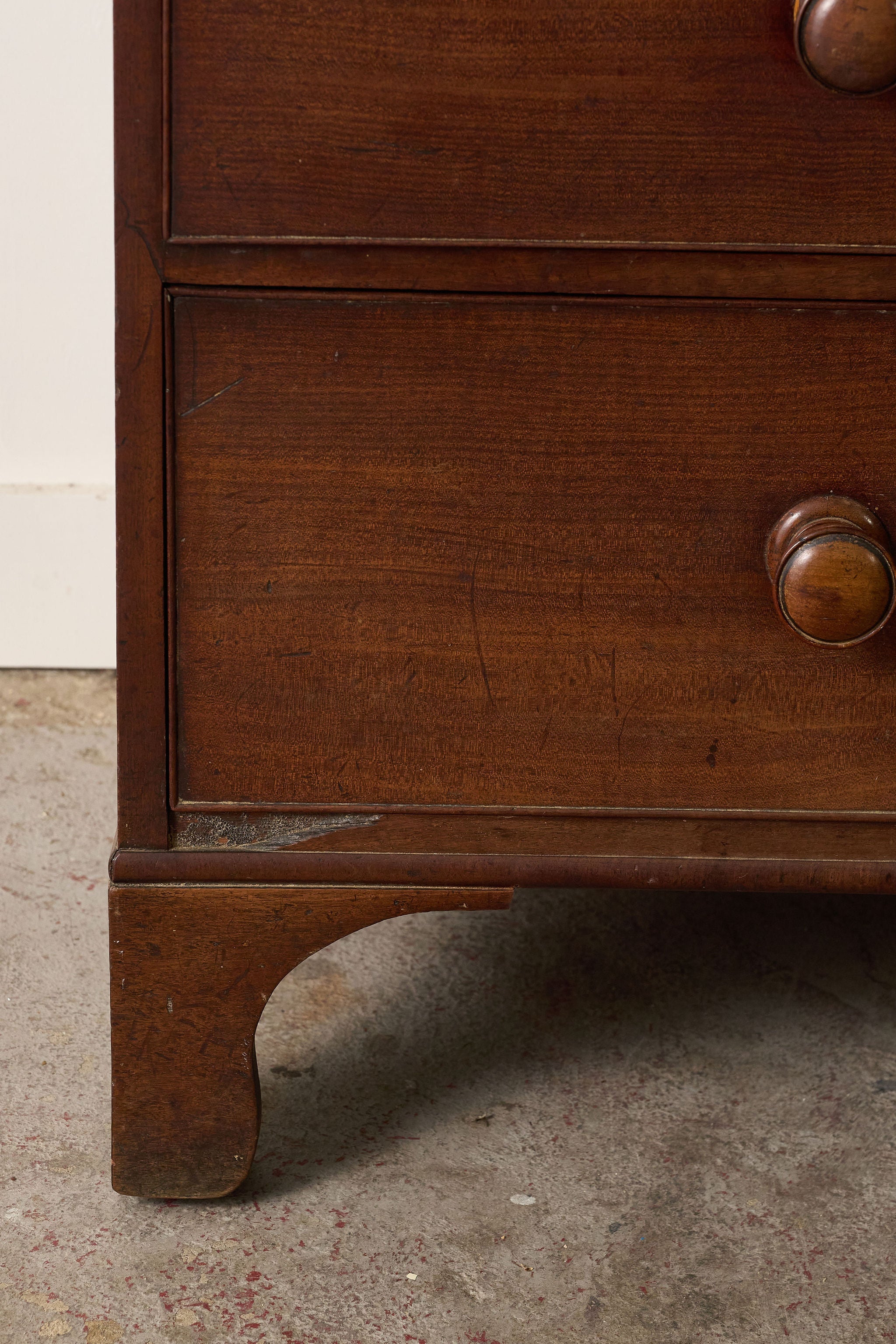 Victorian Two Over Three Mahogany Chest Of Drawers (c. 1860)