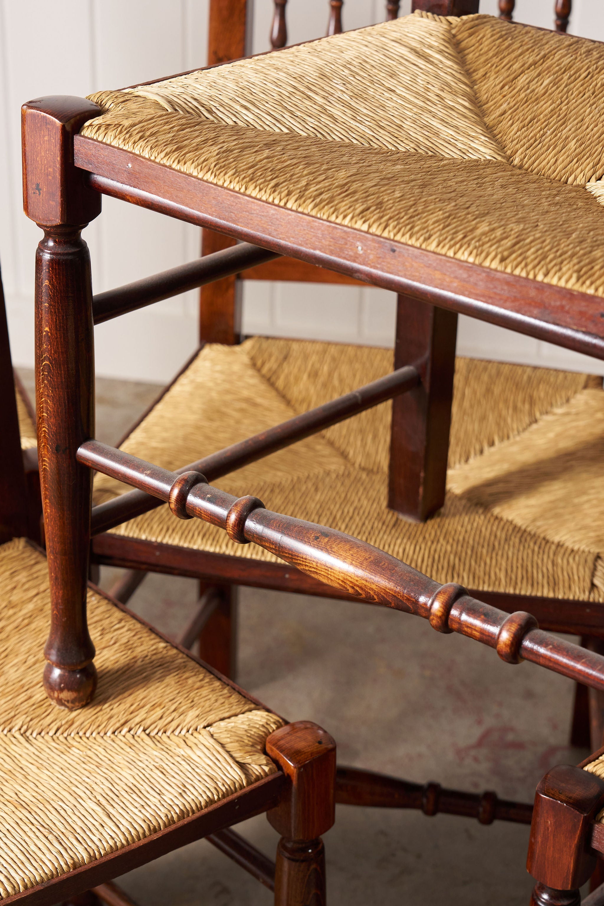 Set Of 8 Vintage Lancaster Spindle Rush Chairs
