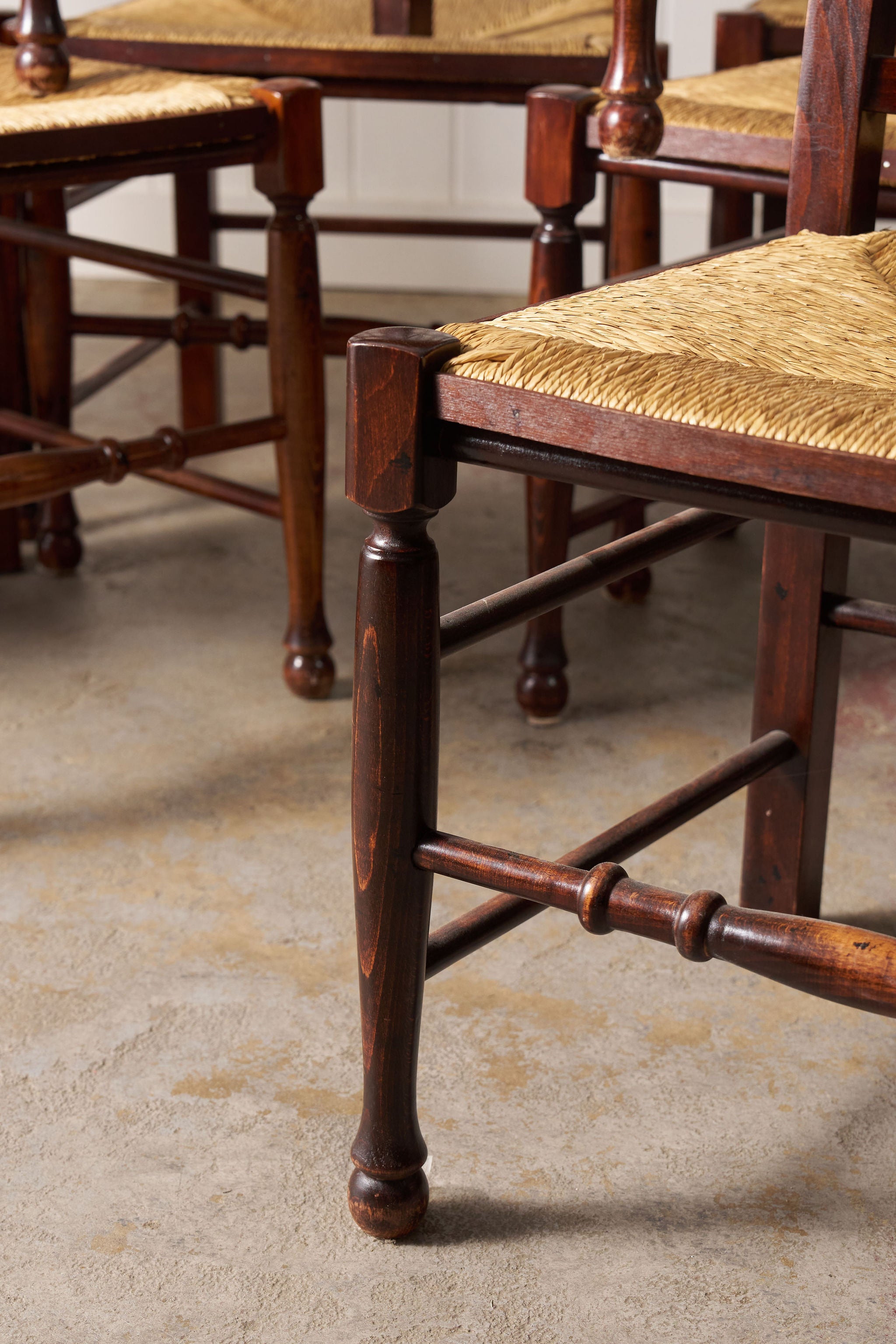 Set Of 8 Vintage Lancaster Spindle Rush Chairs