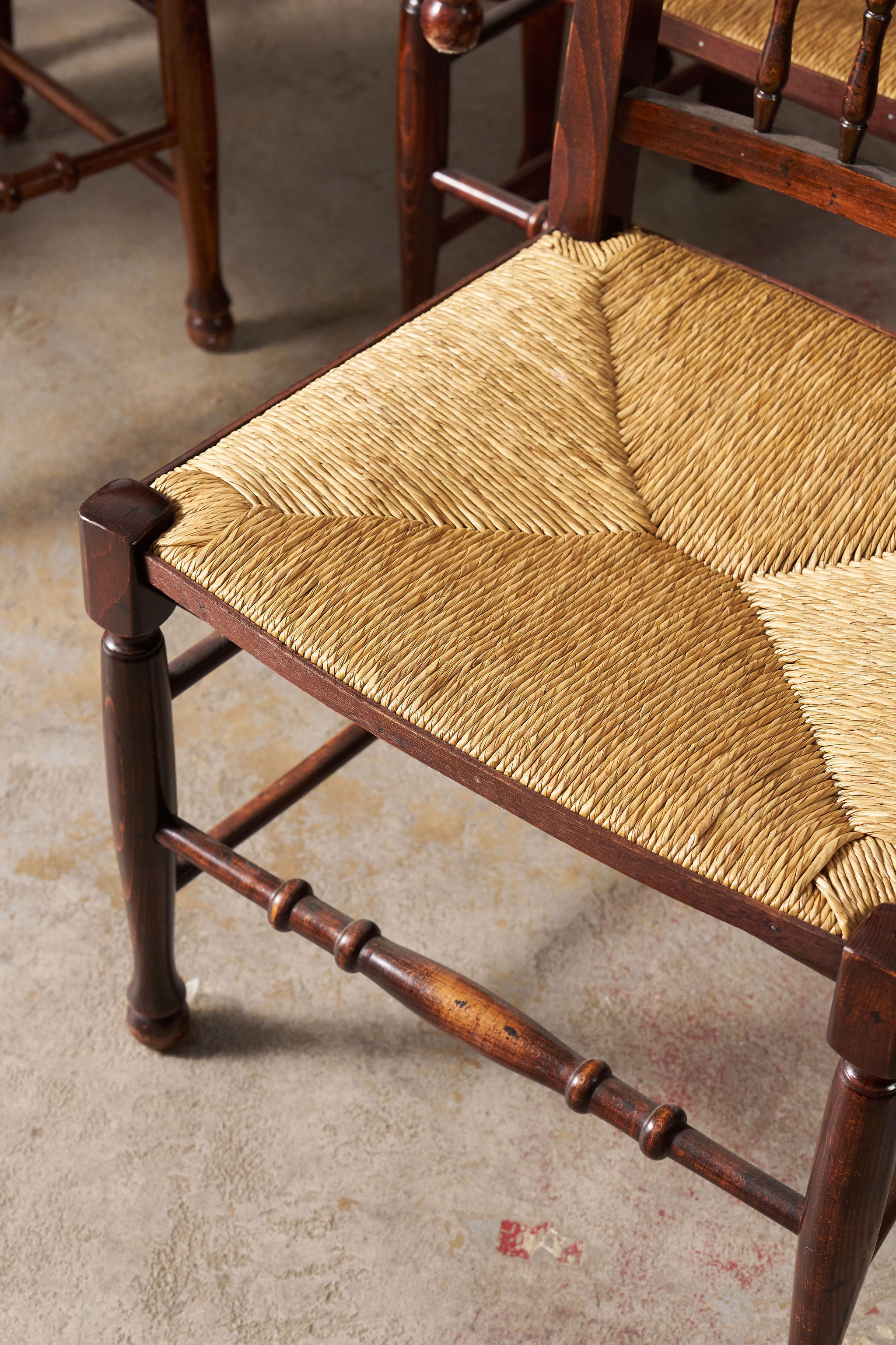 Set Of 8 Vintage Lancaster Spindle Rush Chairs
