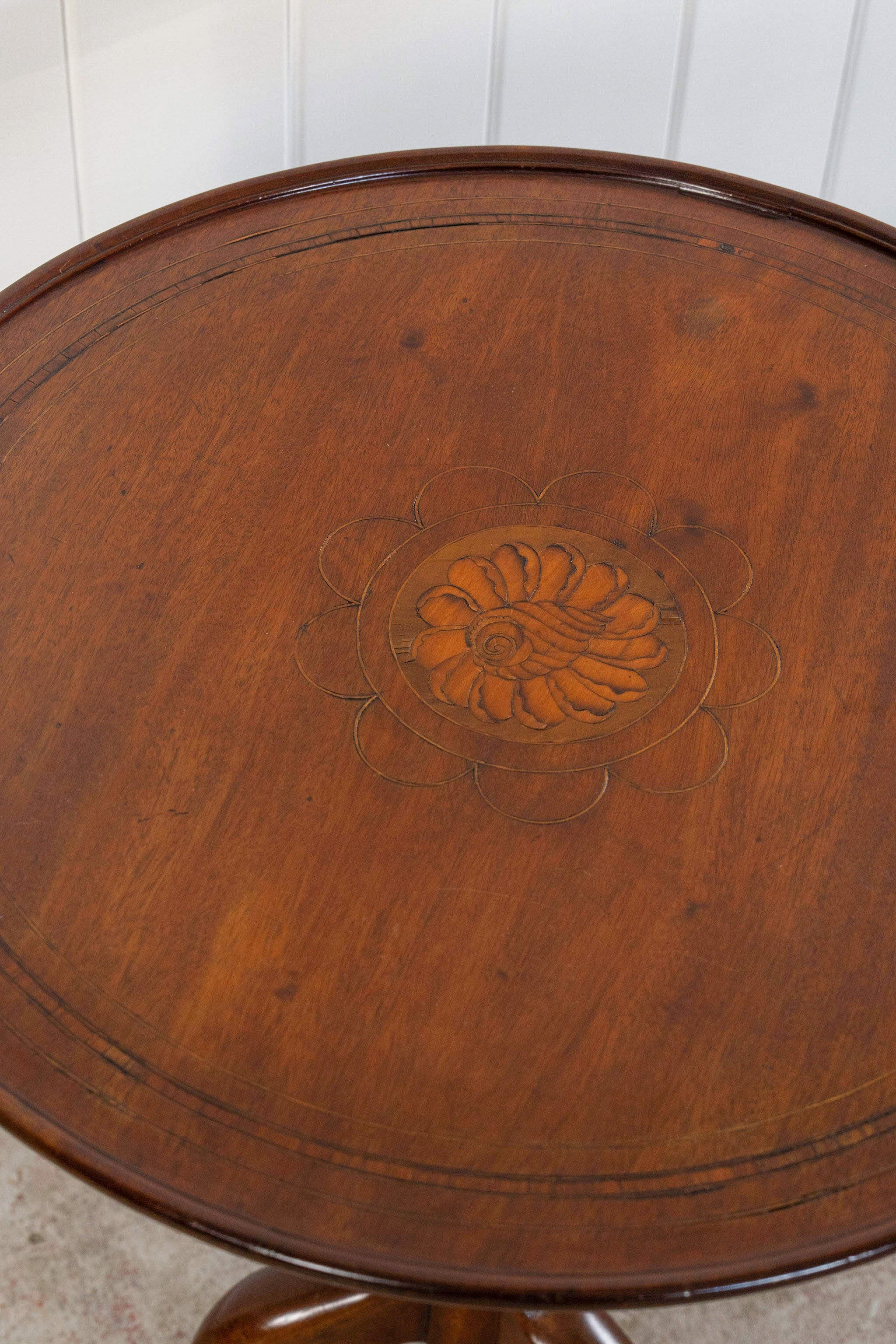 Sheraton Revival Inlay Mahogany Pedestal Table (c. 1820)