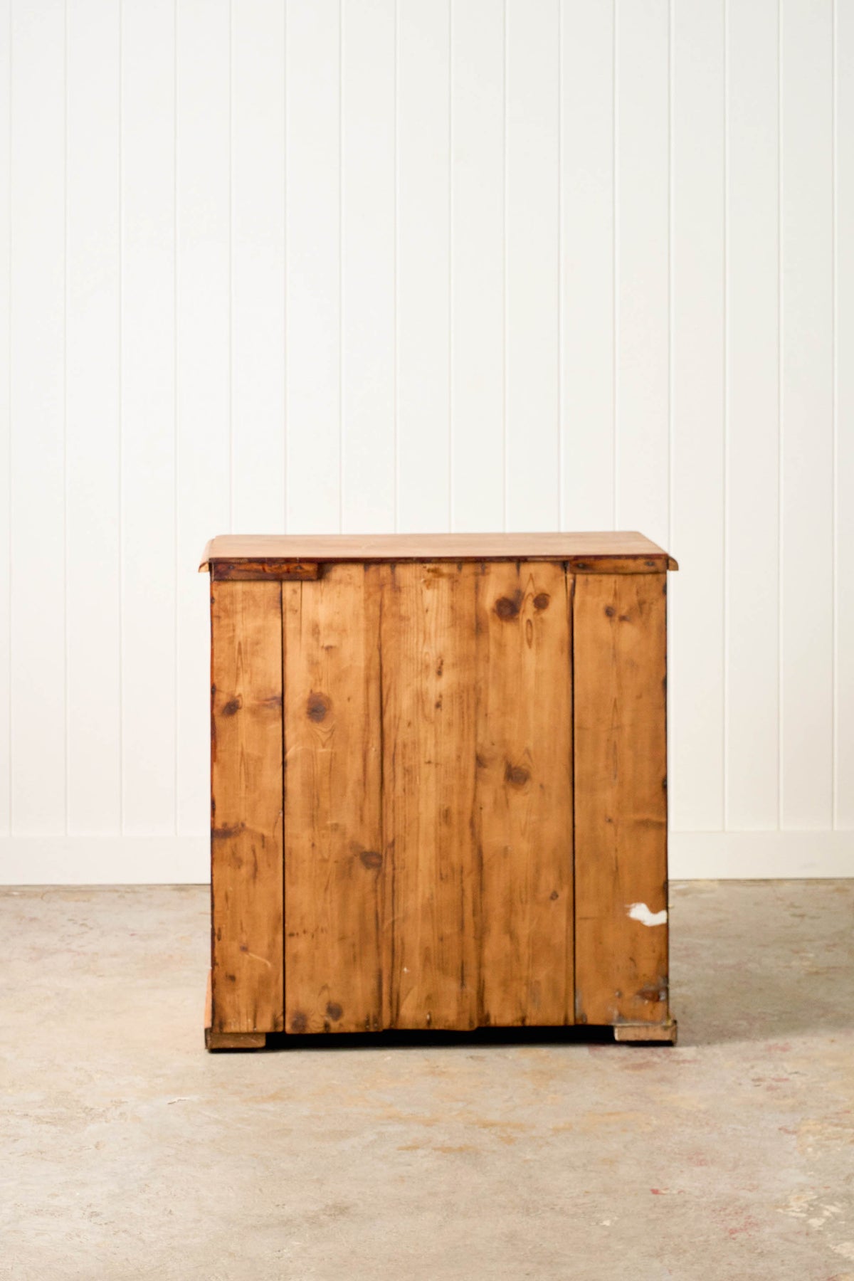 19th Century English Victorian Pine 2-Over-3 Chest (c. 1900)
