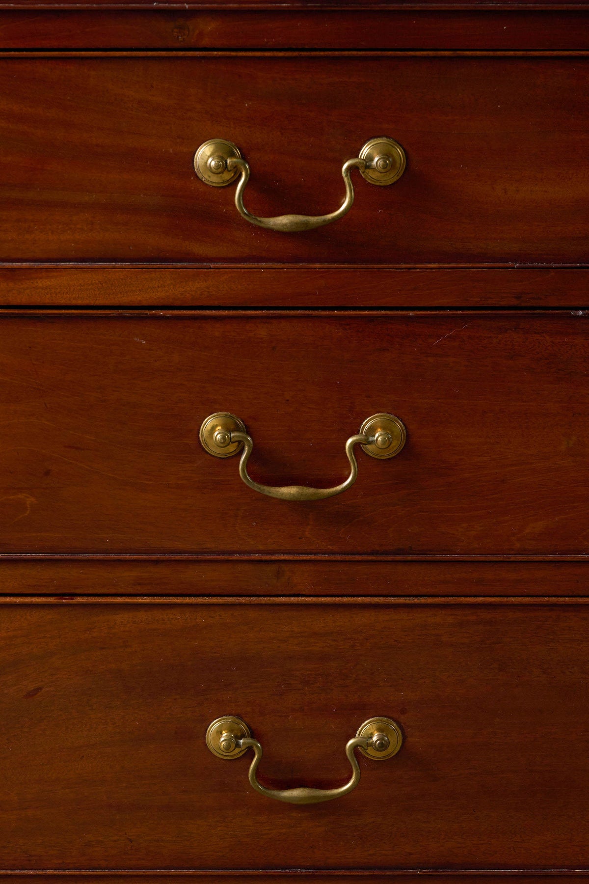 Georgian Mahogany Unusually Wide 2-Over-3 Chest