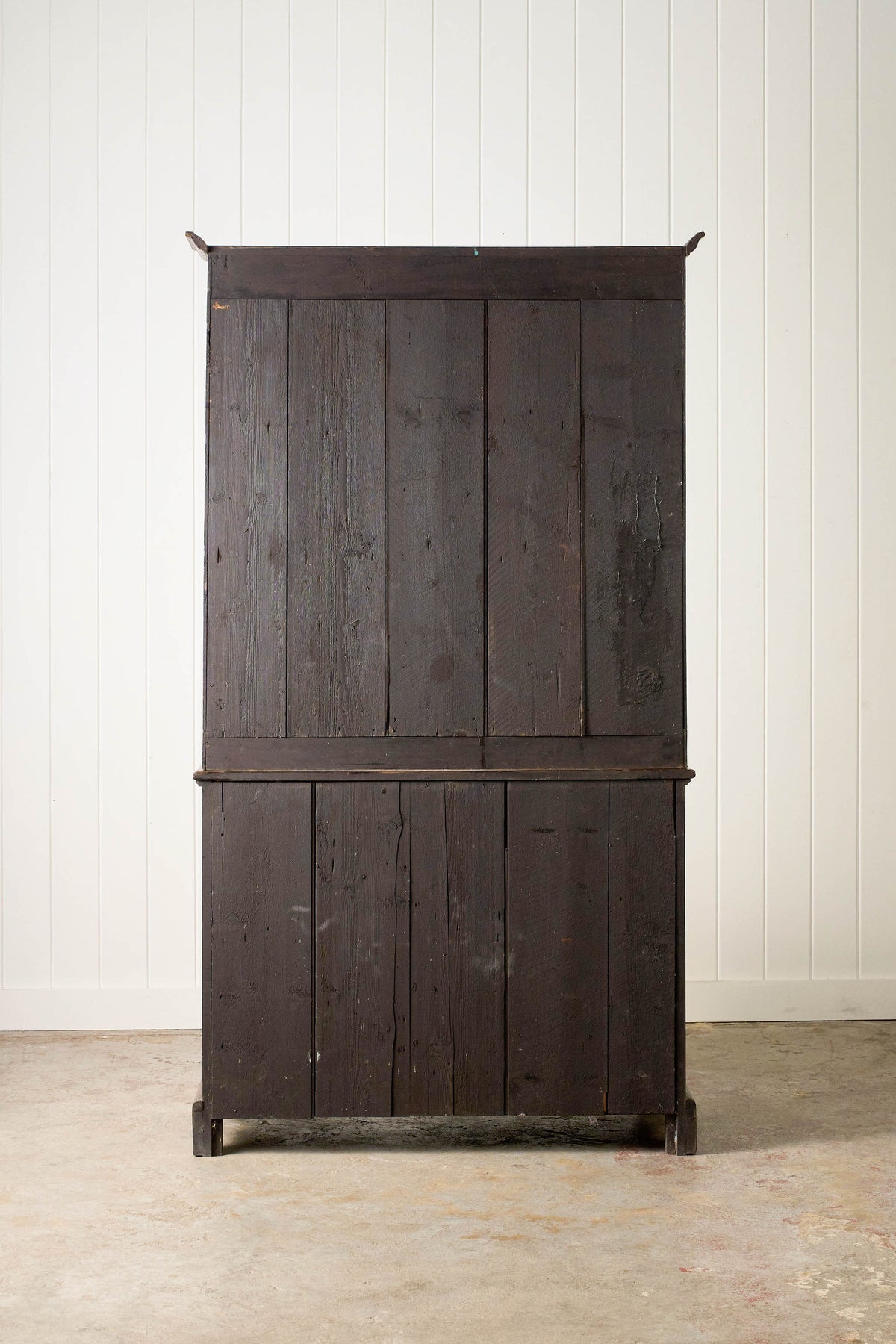 19th Century Welsh Oak Dresser Base With Blue Painted Rack