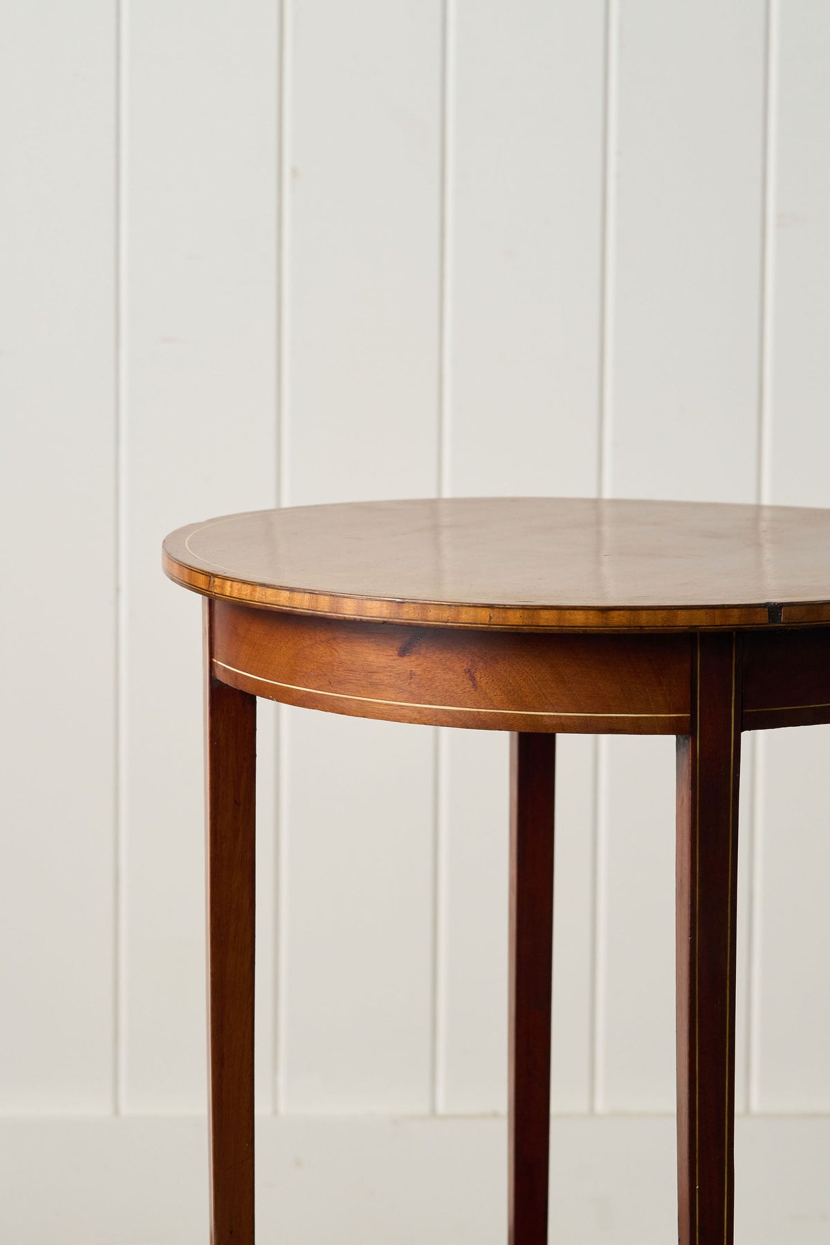 Edwardian Round Mahogany Side Table with Fine Bone Inlay