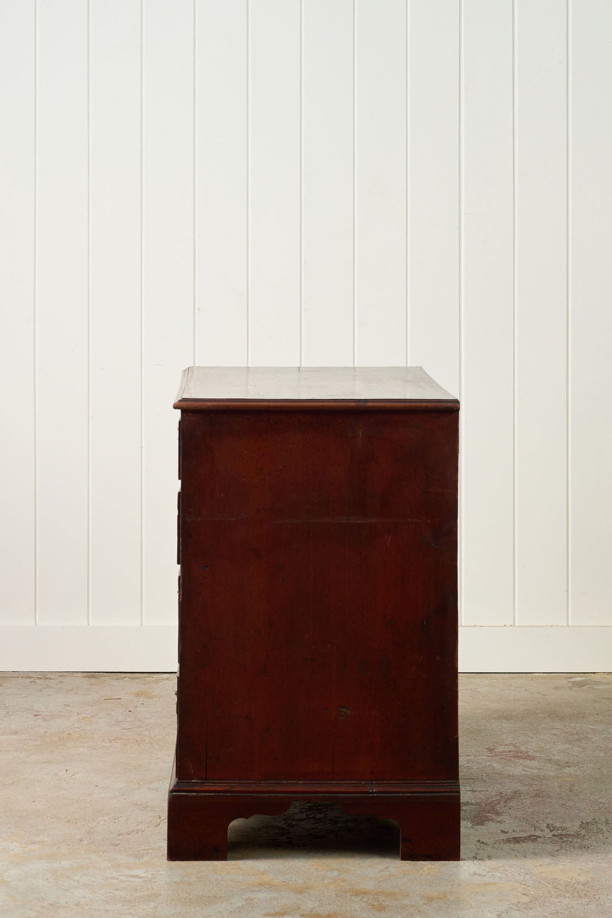 19th Century English Mahogany 4-Drawer Chest with Ring Pulls (c. 1820)