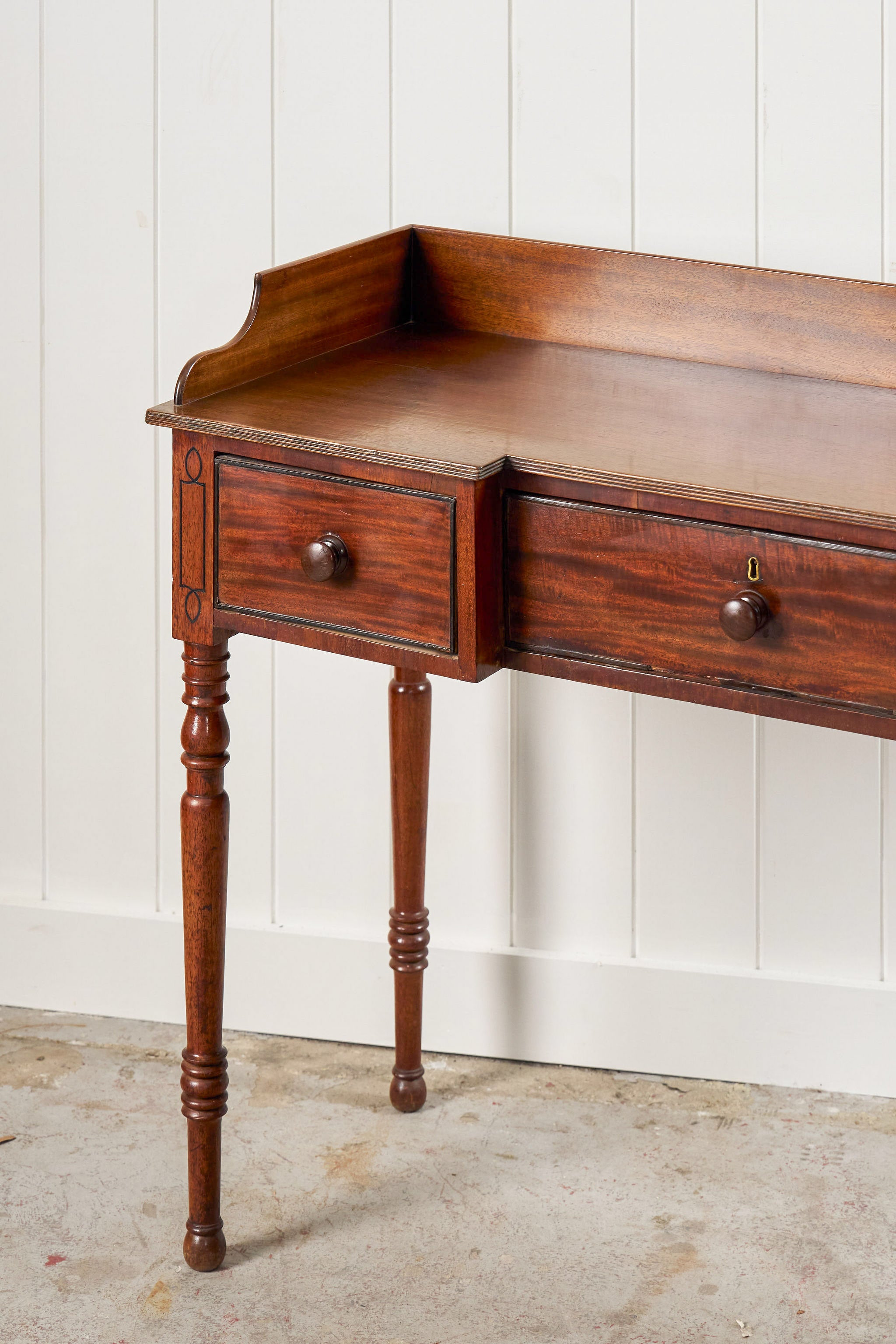 Victorian Mahogany Veneer 3-Drawer Desk