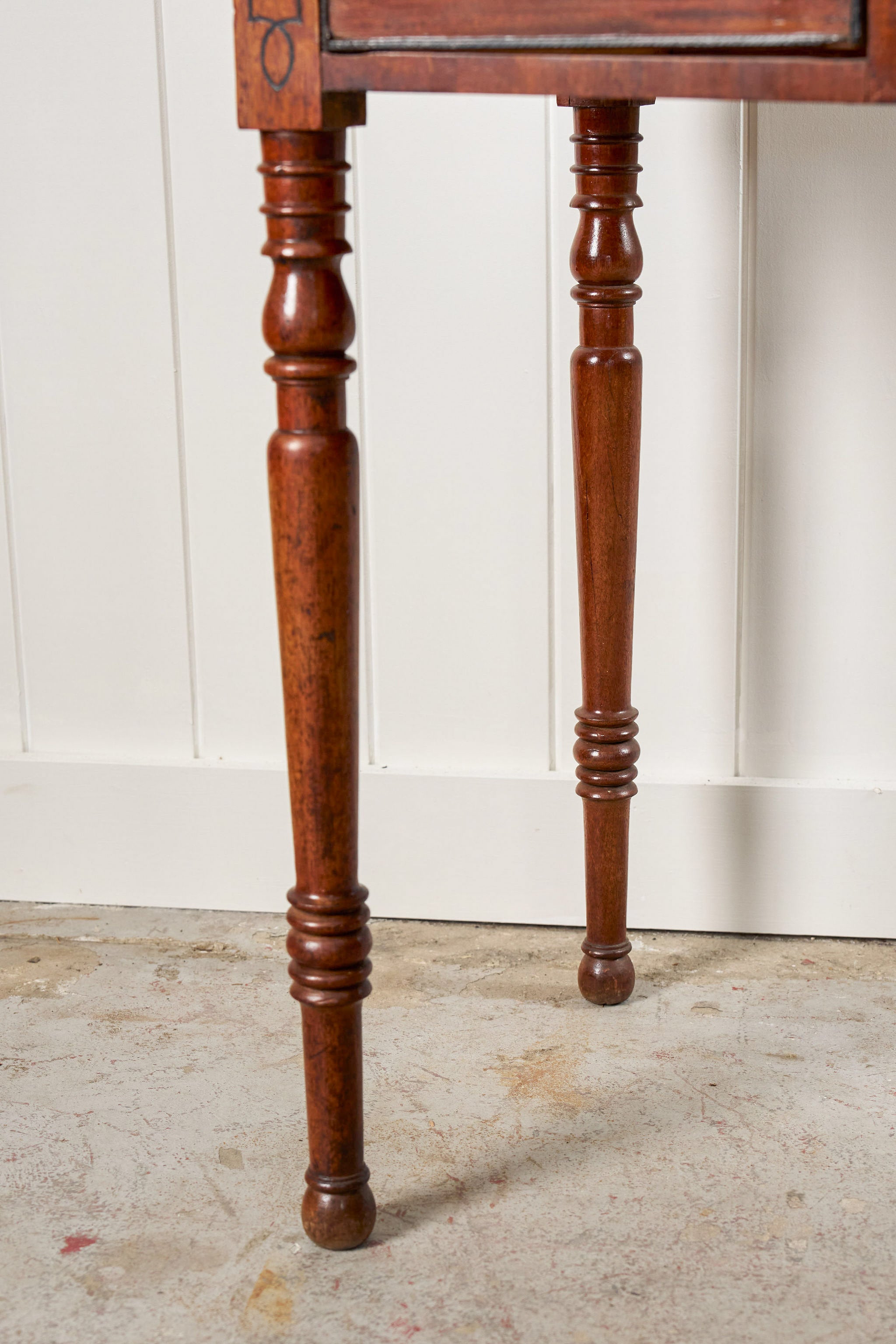 Victorian Mahogany Veneer 3-Drawer Desk