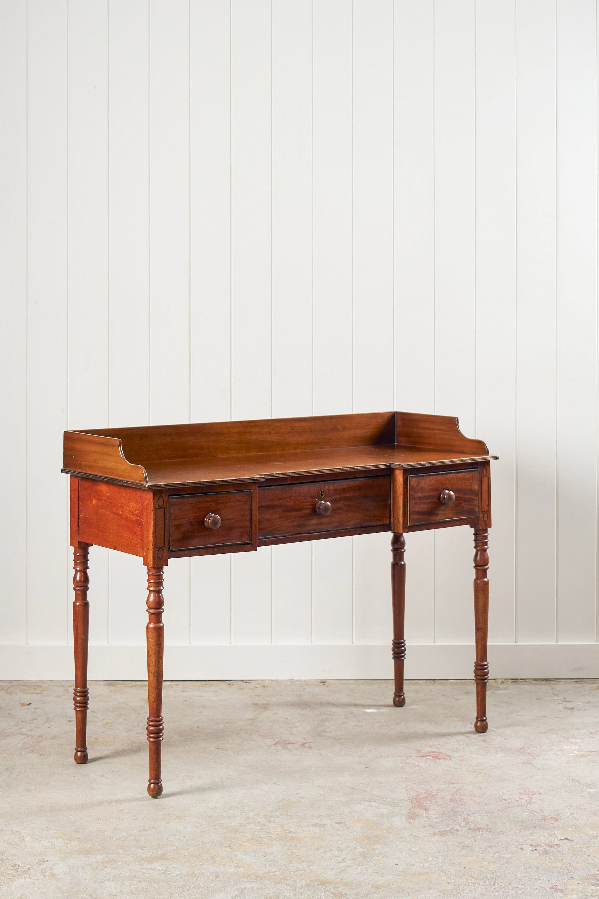 Victorian Mahogany Veneer 3-Drawer Desk