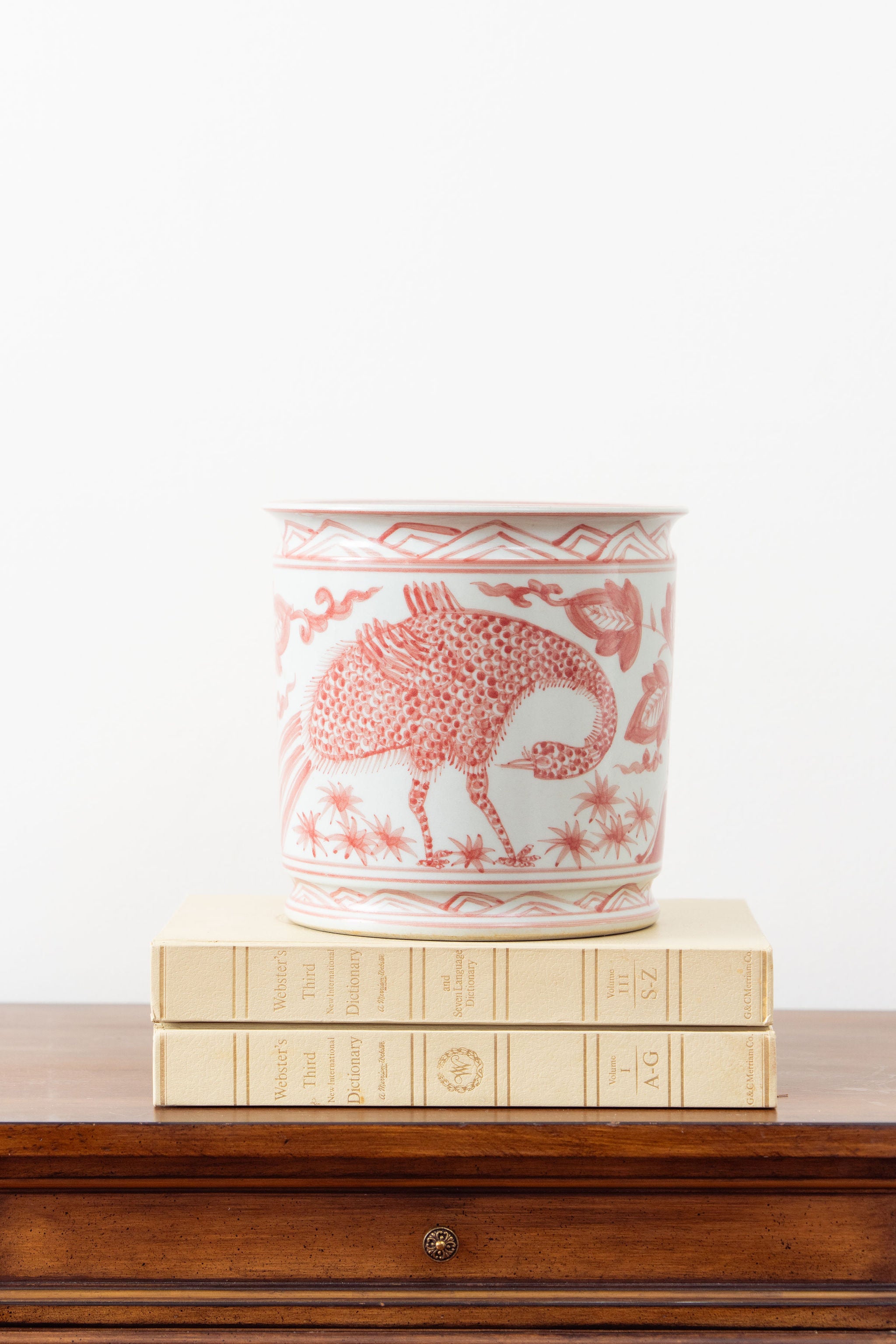 Crane + Flower Red/Pink + White Cachepot
