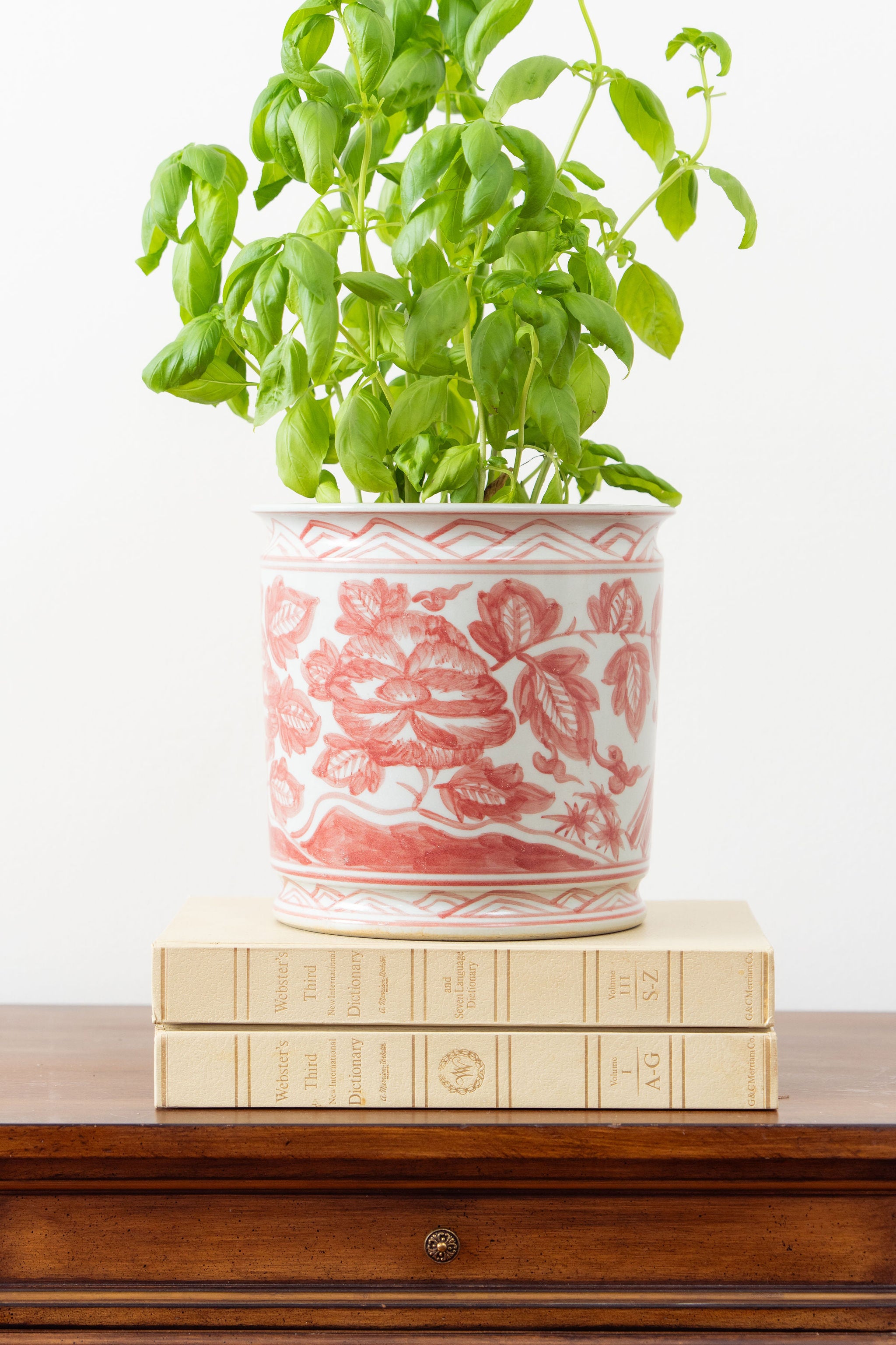 Crane + Flower Red/Pink + White Cachepot
