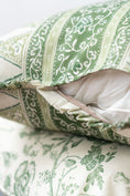 Load image into Gallery viewer, 22x22 Pillow Covers | William Morris ‘Chrysanthemum Toile’ (PAIR)

