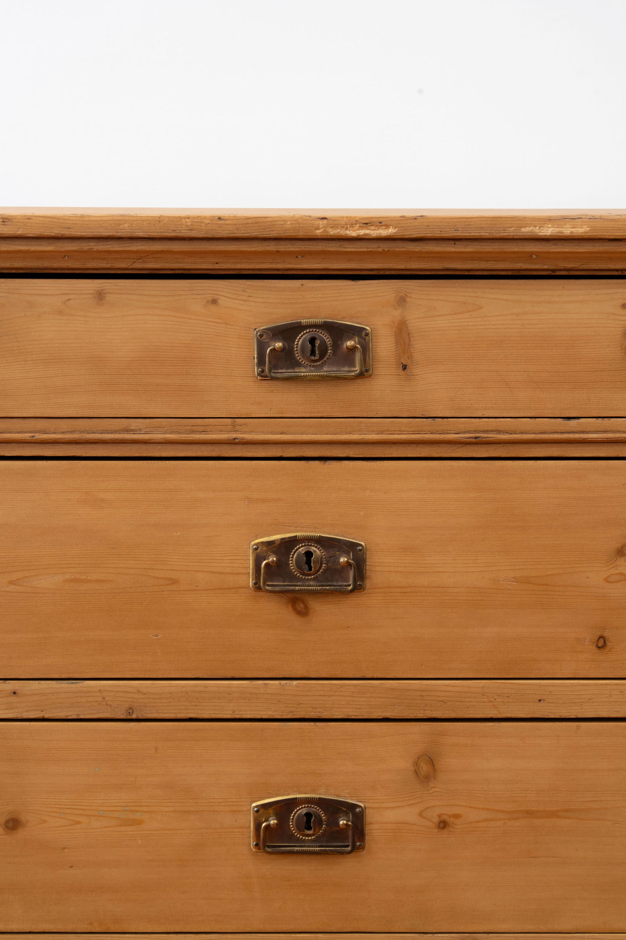 European 19th Century Pine 4-Drawer Chest