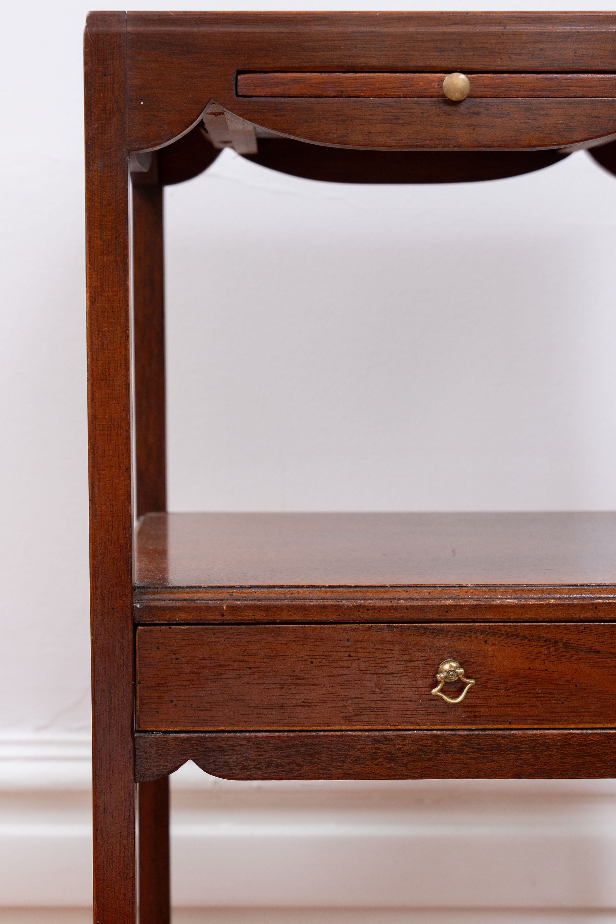 Baker Small Mahogany 2-Tier Table | Historic Charleston Reproductions Collection