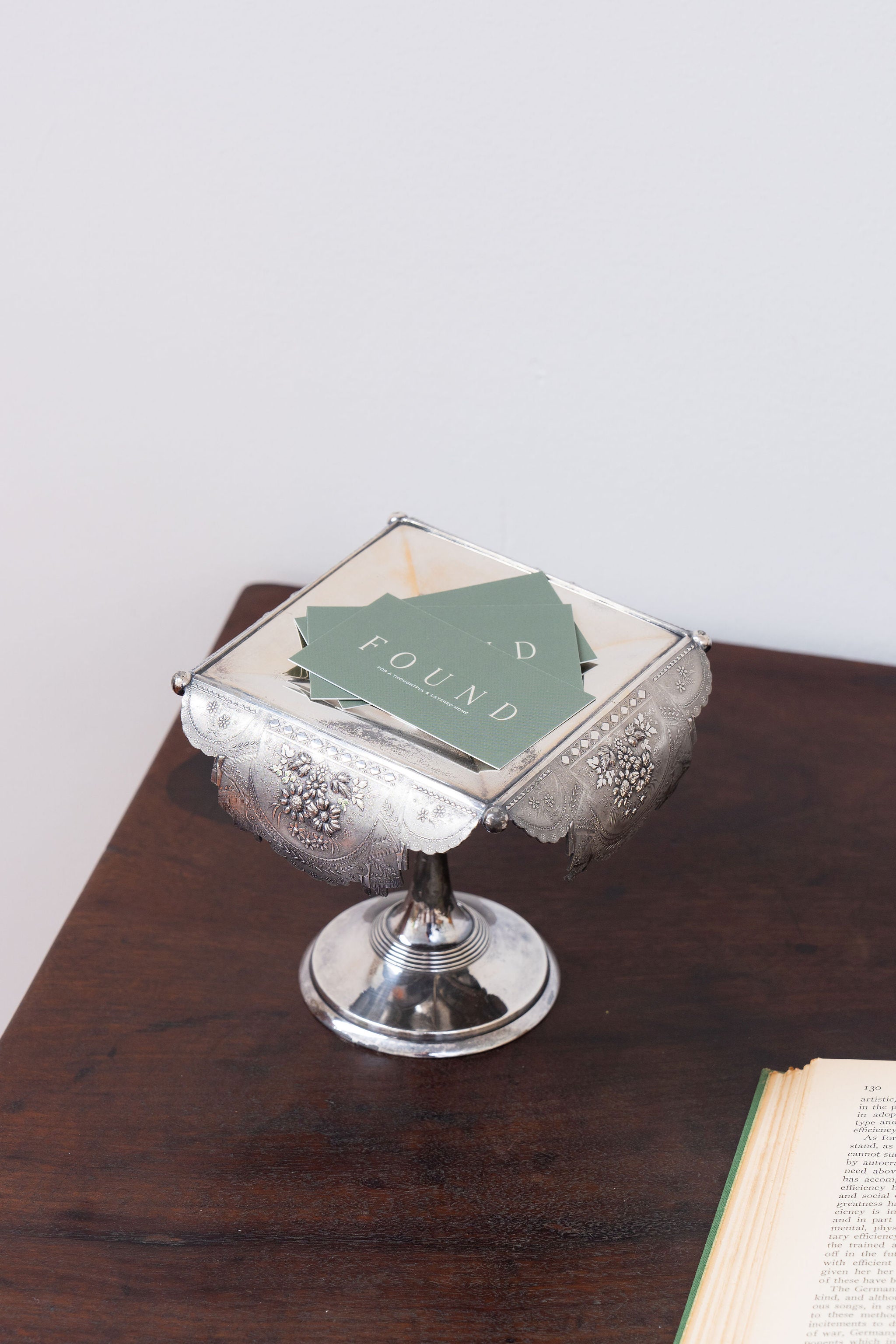 Meriden & Co Silver Plate Card Receiver (C.1890)