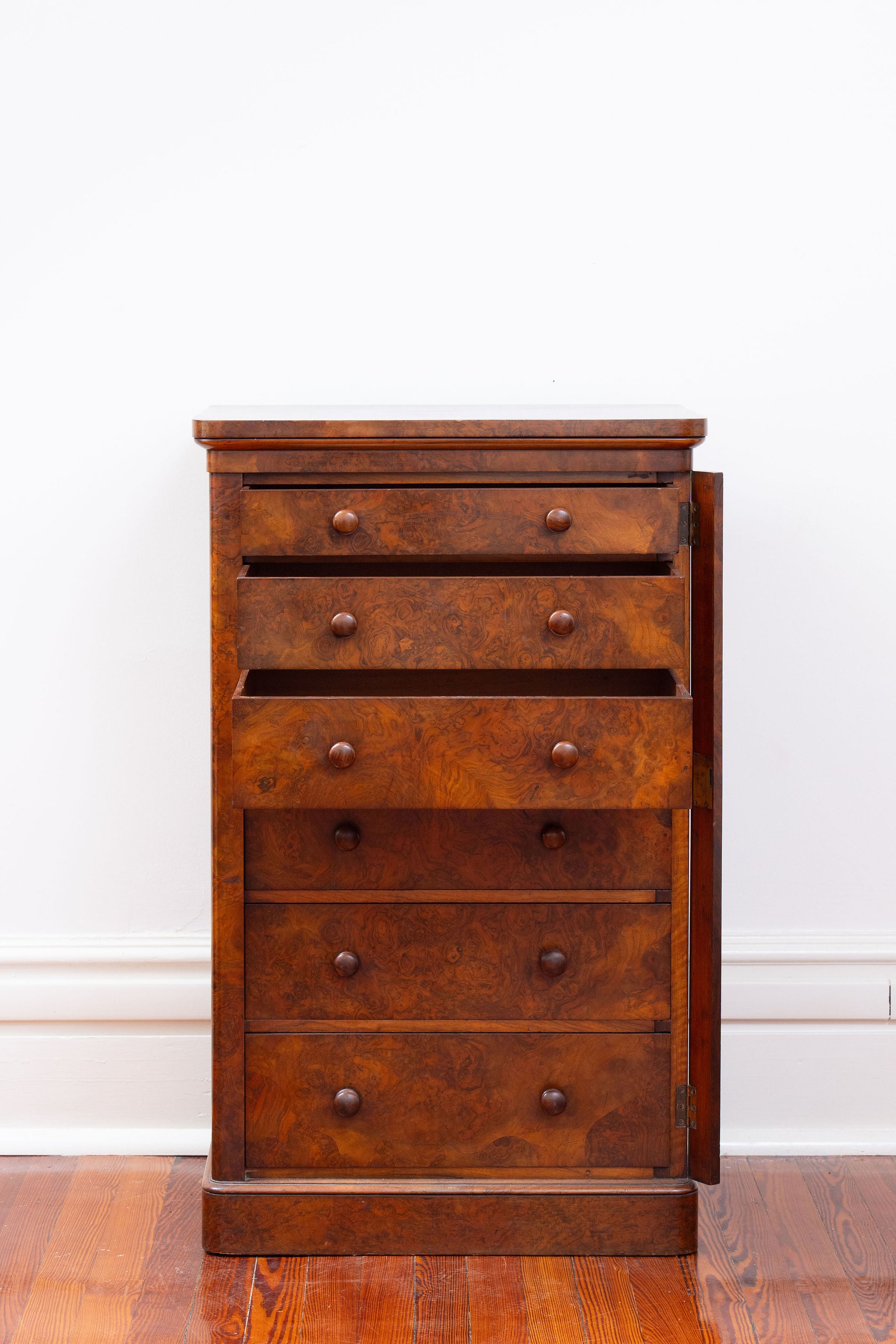 Victorian Walnut Wellington Chest (circa 1845-1870) | English Maker Toplis & Son