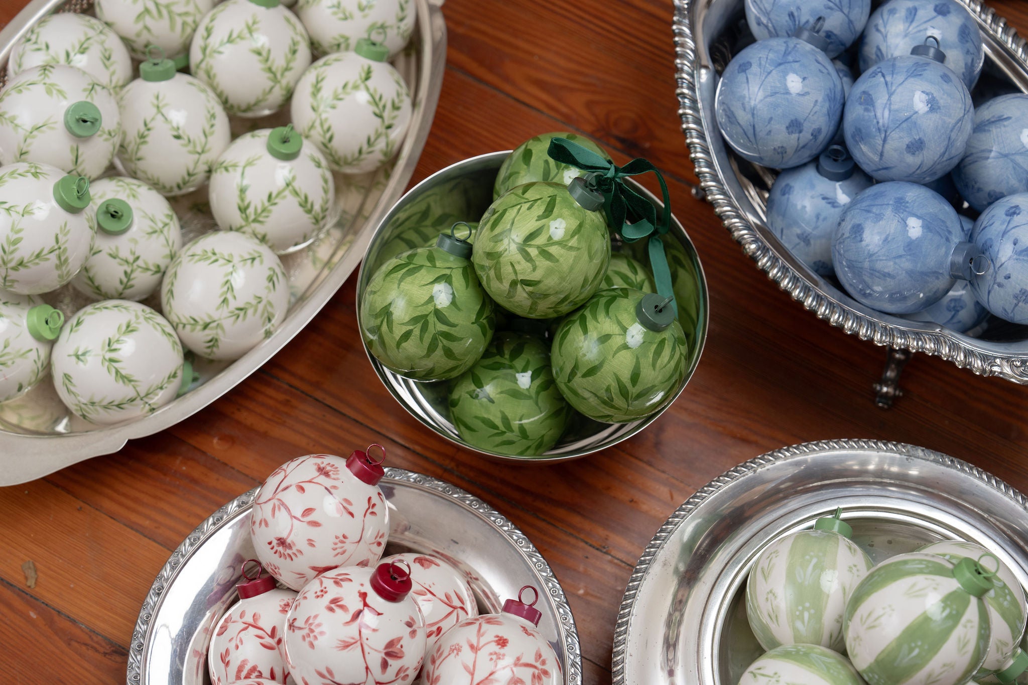 Holiday Bulb | FOUND Exclusive | Bespoke Green Leaves