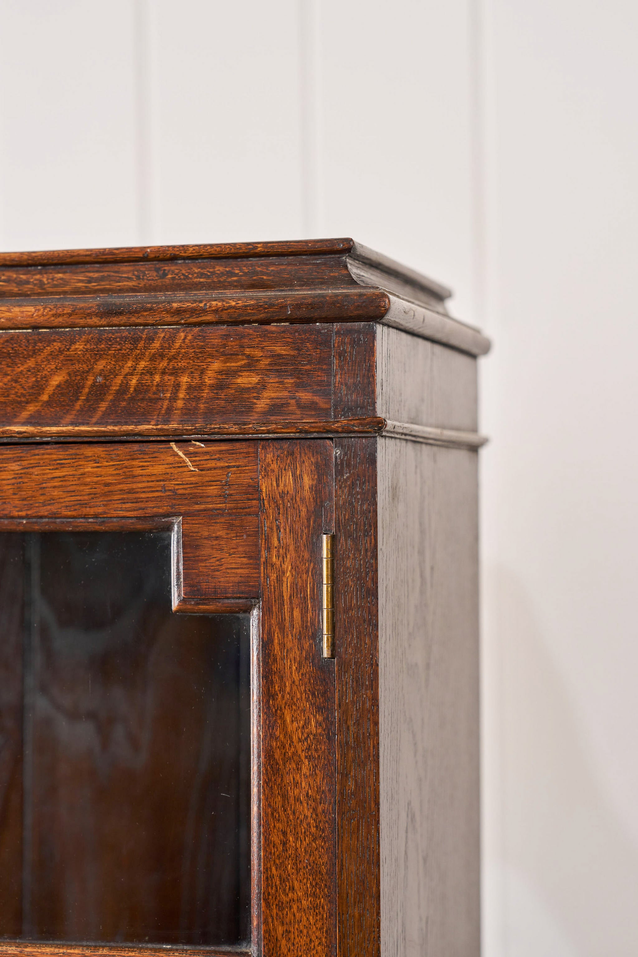 English Oak Library Display Case (c. 1930)