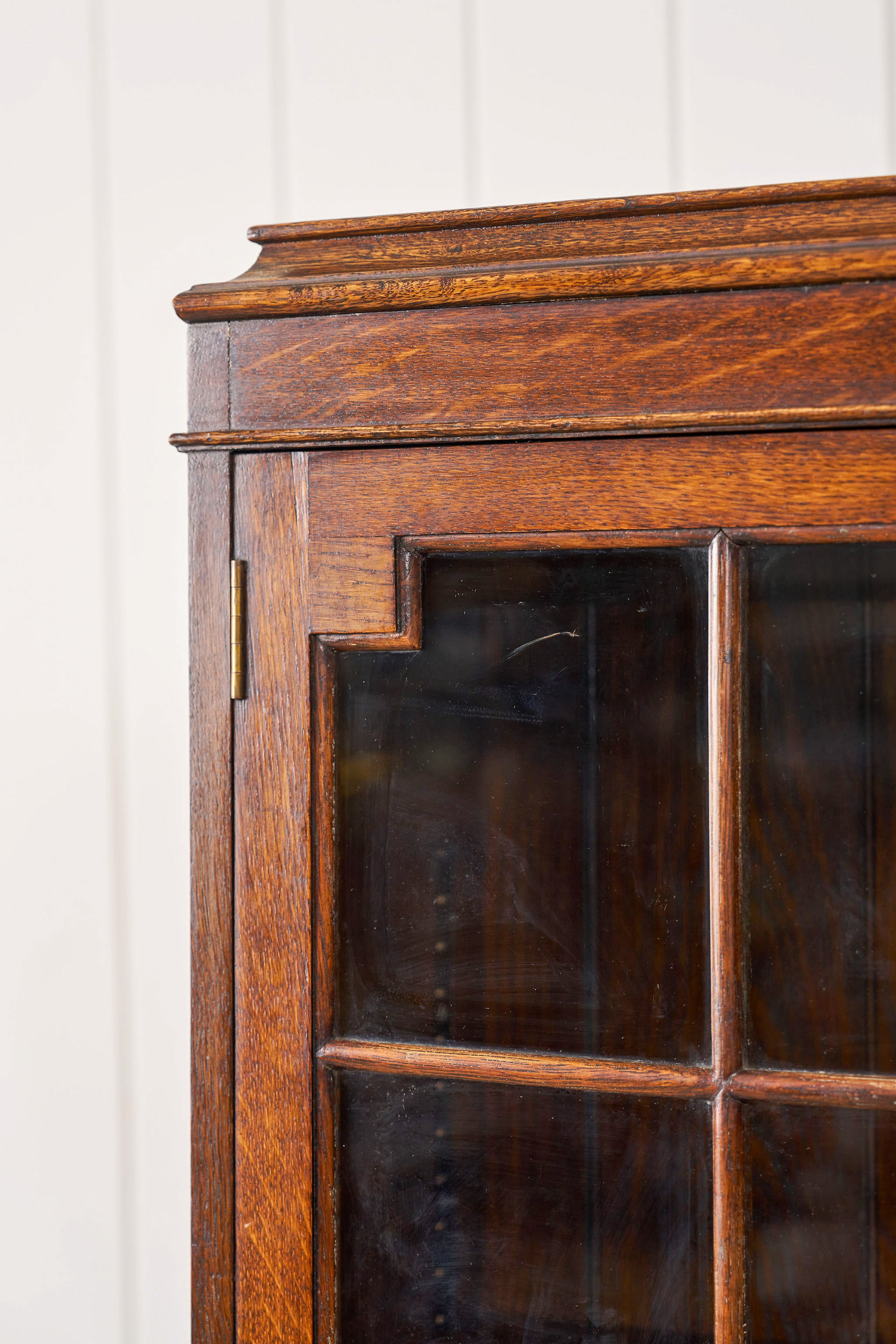 English Oak Library Display Case (c. 1930)