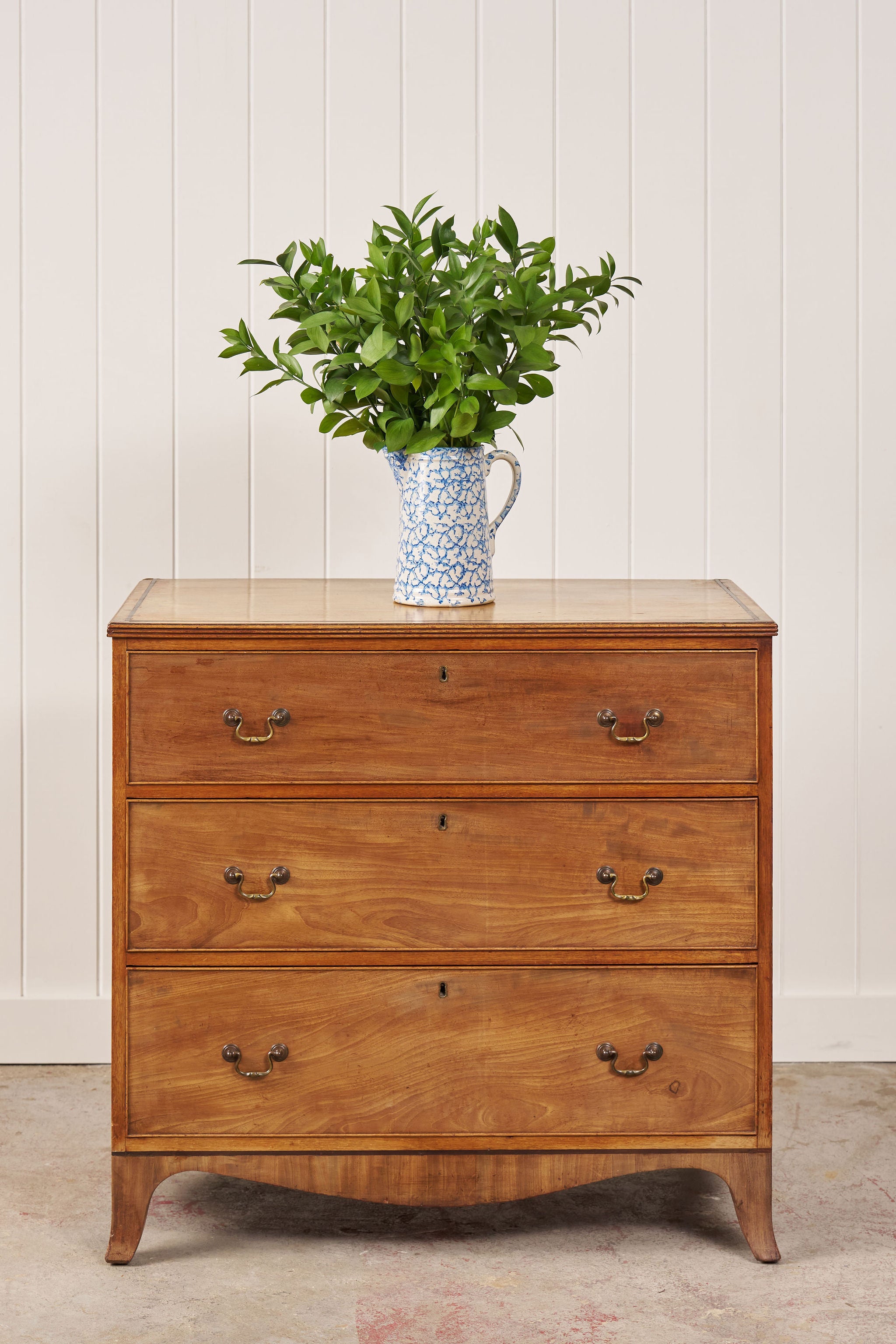 Edwardian Oak 3-Drawer Chest with Ebony Inlay