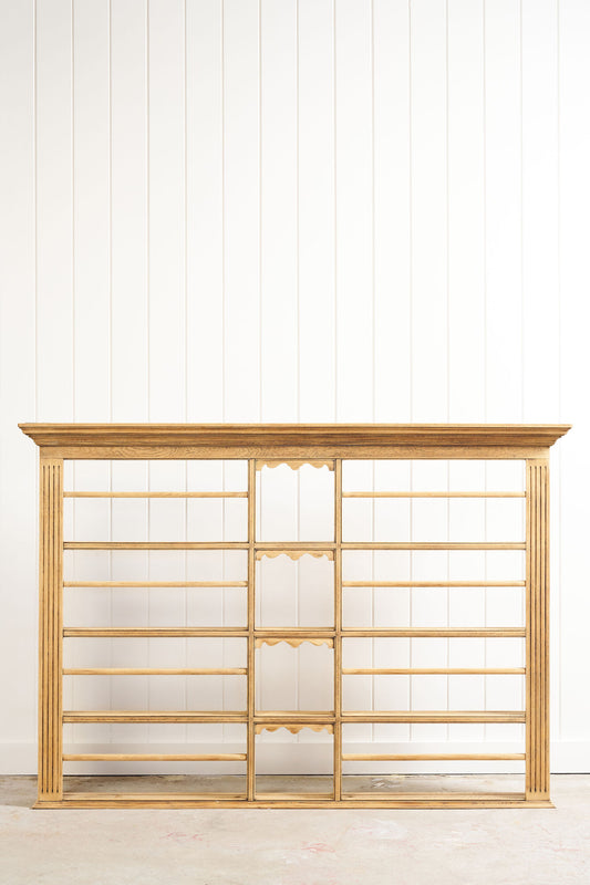 Large 20th Century Oak Wall Hanging Plate Rack (c.