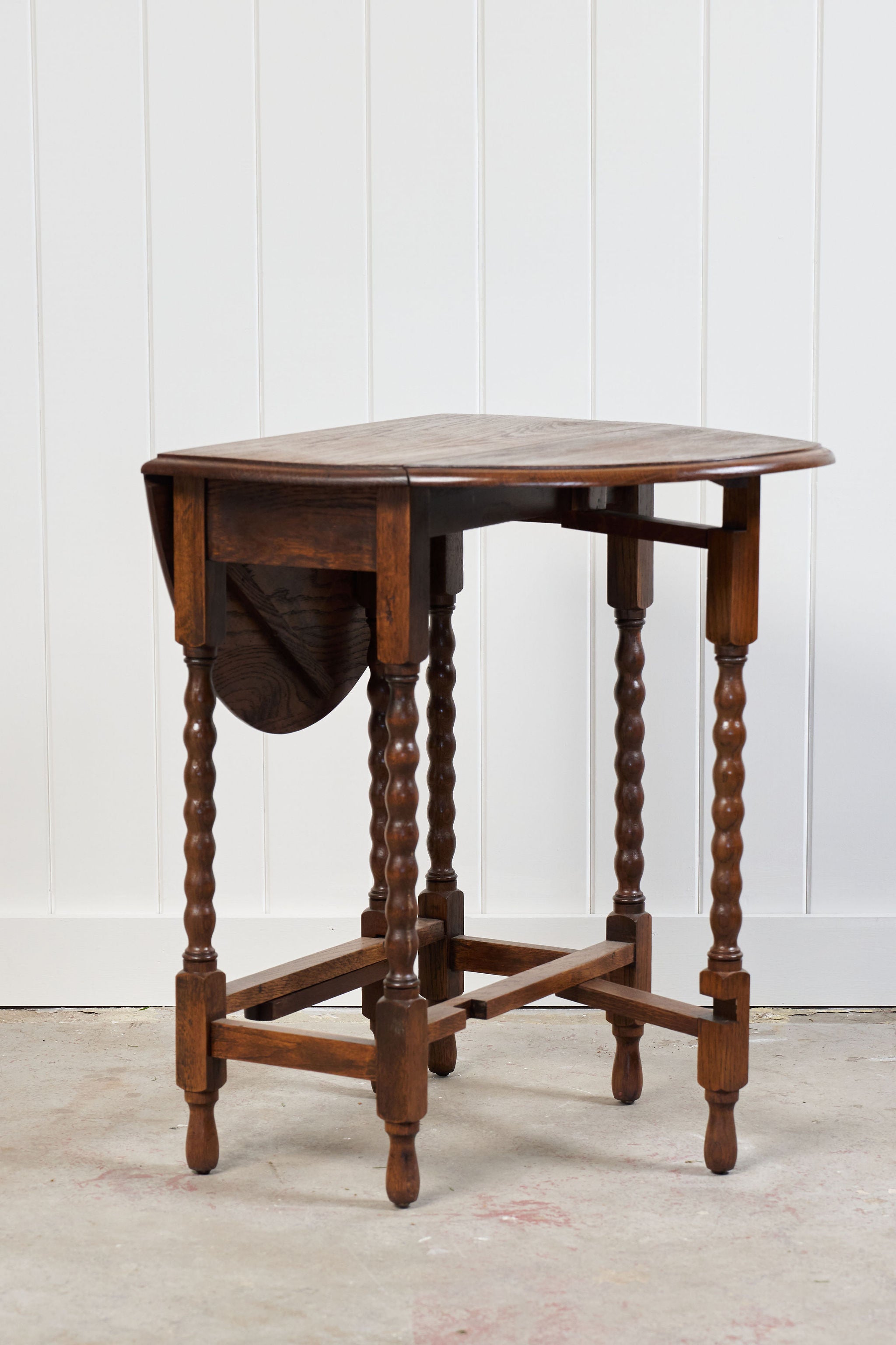 Small Oak Drop-Leaf Gate Leg Barley Twist Side Table