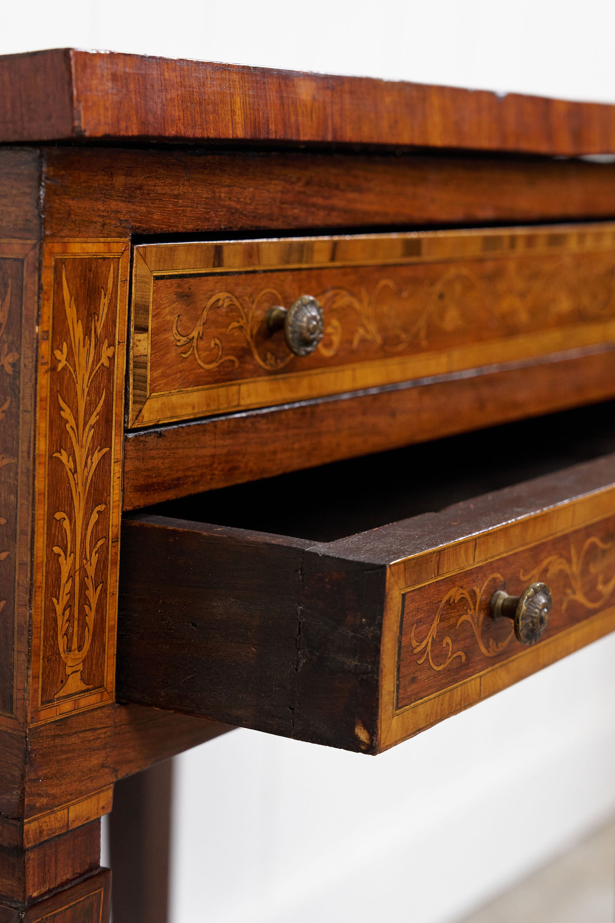 Italian Neoclassical Marquetry Inlaid Mahogany Console or Side Table