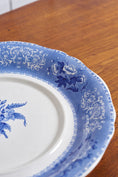 Load image into Gallery viewer, Spode Camilla Rose Round 13" Serving Platter
