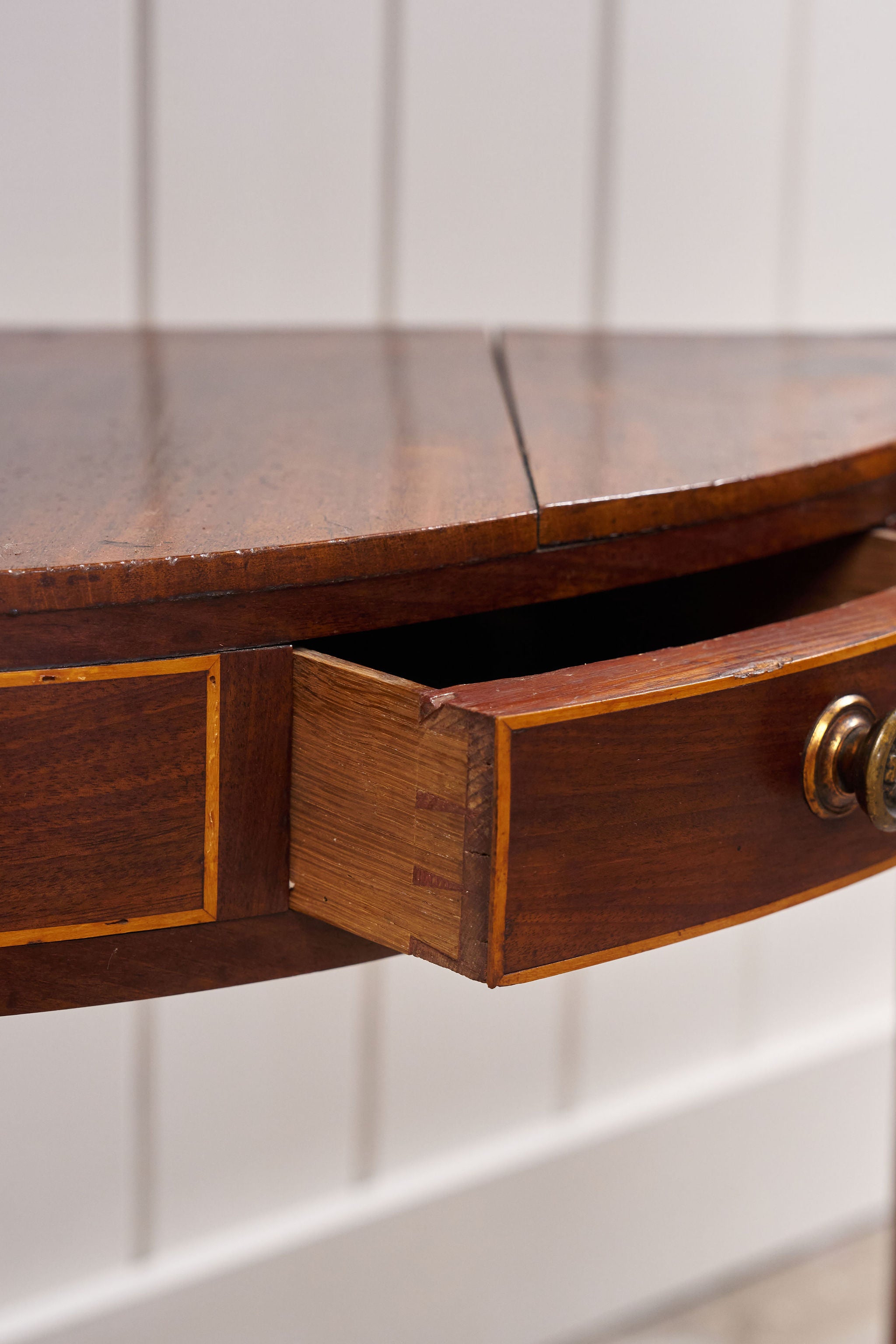 Antique Mahogany Corner Washstand