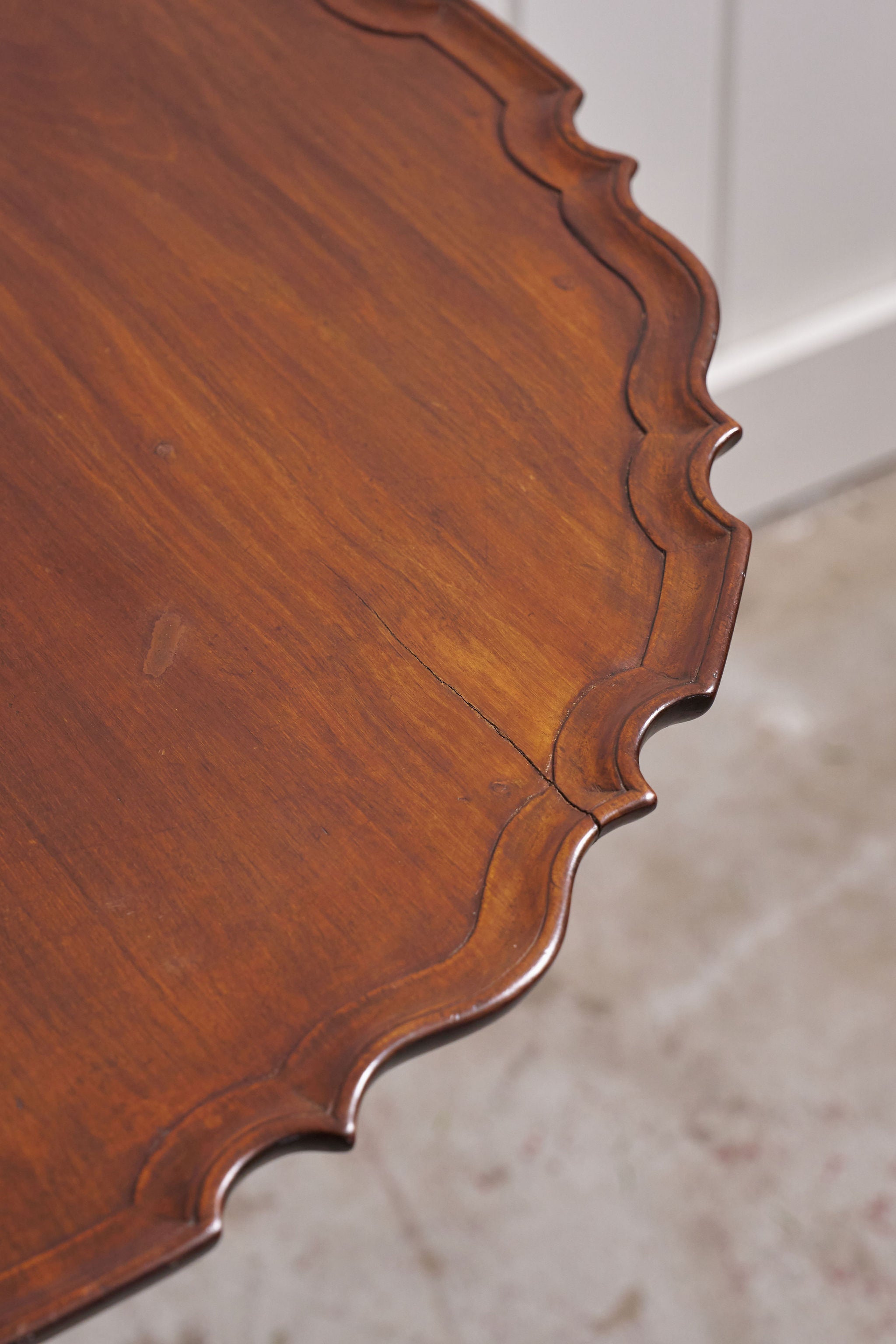 Carved Mahogany Chippendale Tilt-Top Pie Crust Side Table