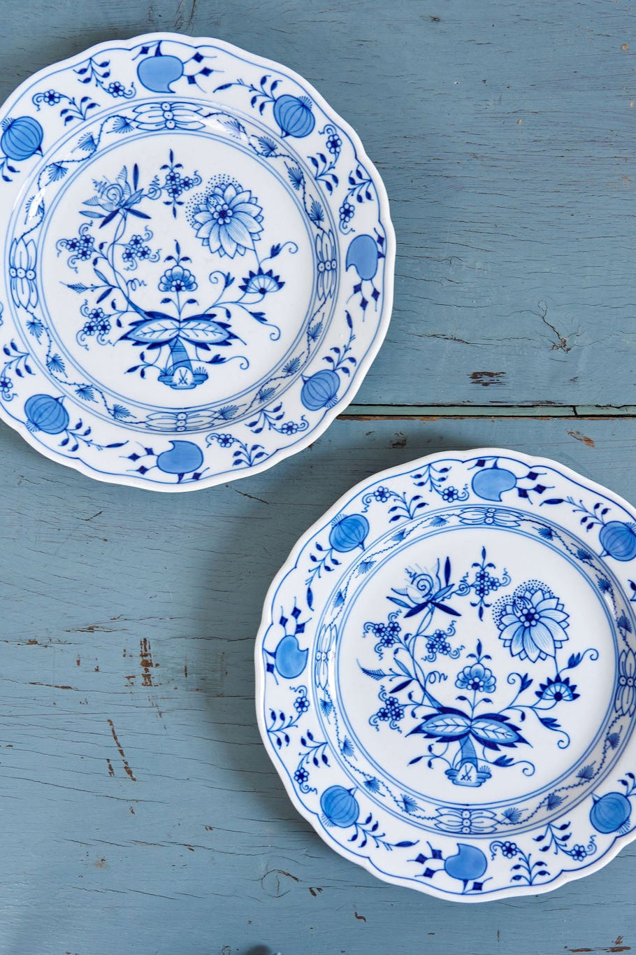 SET of 2 | Meissen Blue Onion Salad Plates (stamped swords)