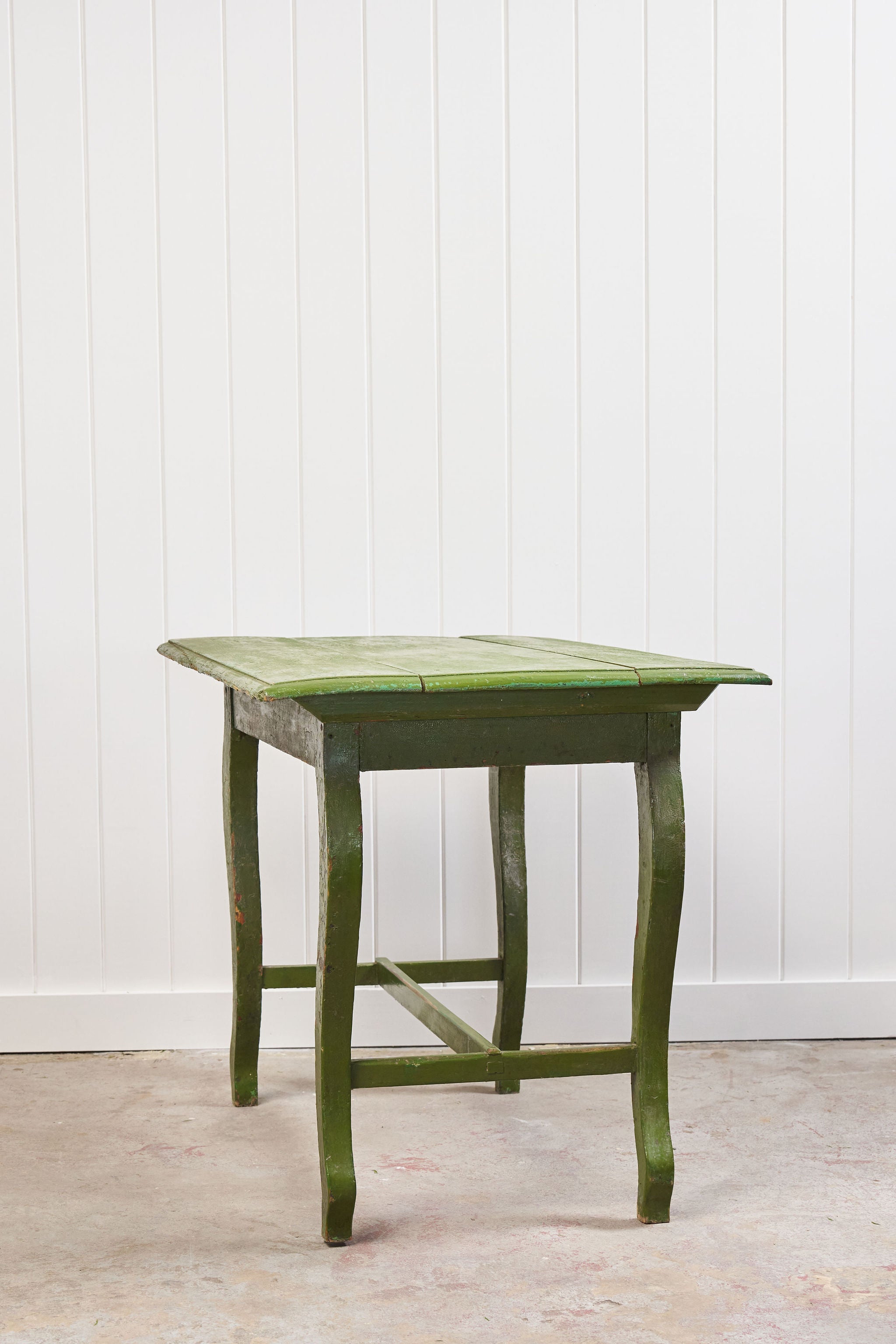 Charming European Green Painted Table