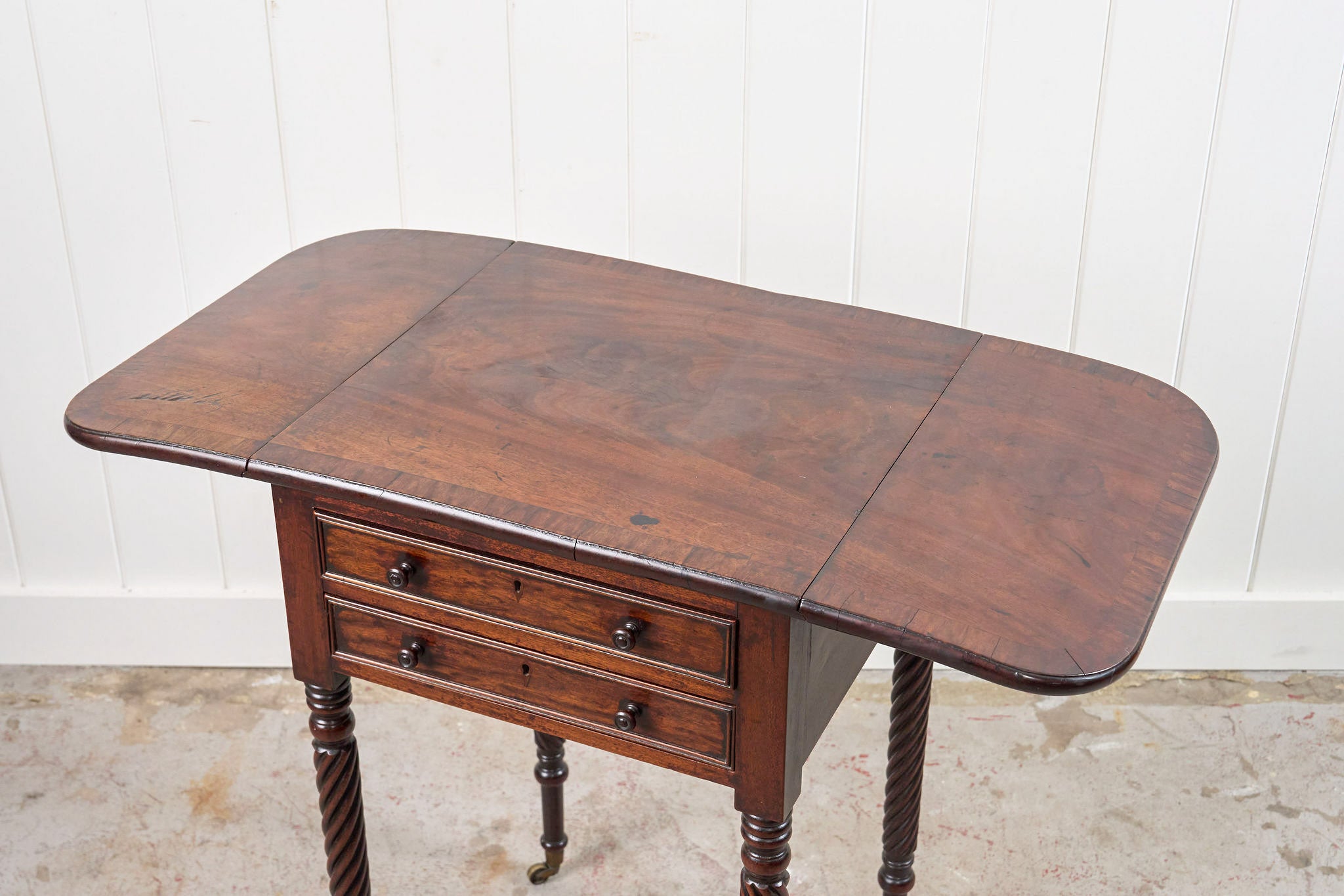 Regency 2-Drawer Pembroke Side Table With Tapered Legs On Casters (c. 1820)